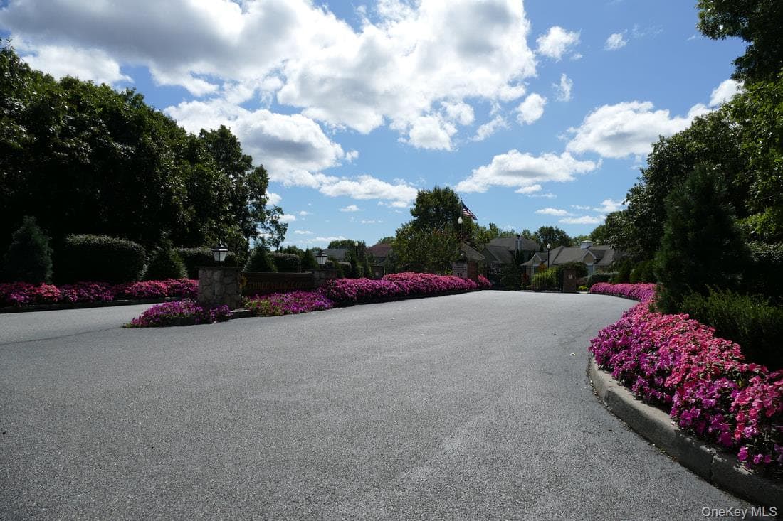 4 Sunflower Ridge Road thumbnail 35