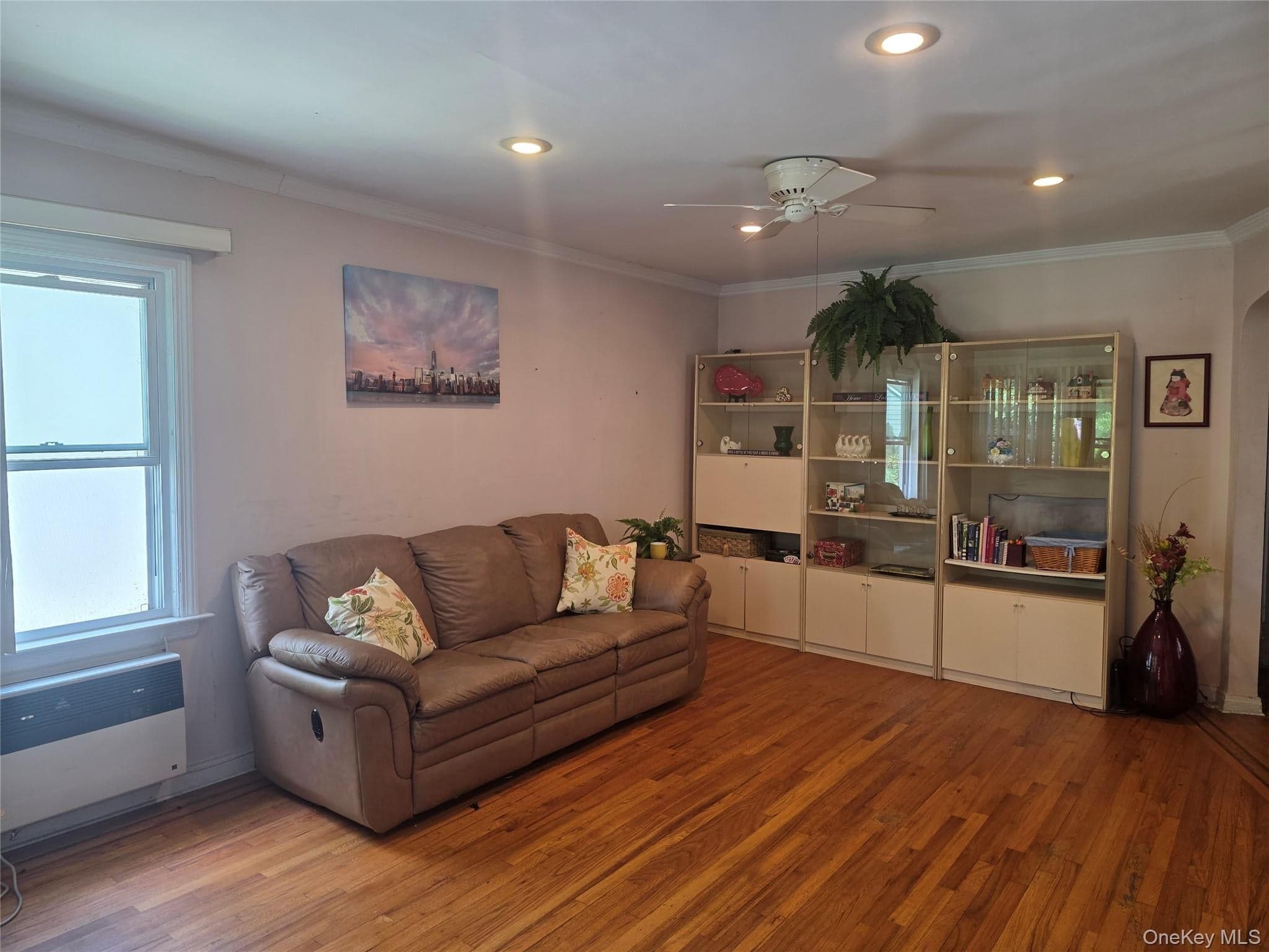 17516 Underhill Avenue thumbnail 3