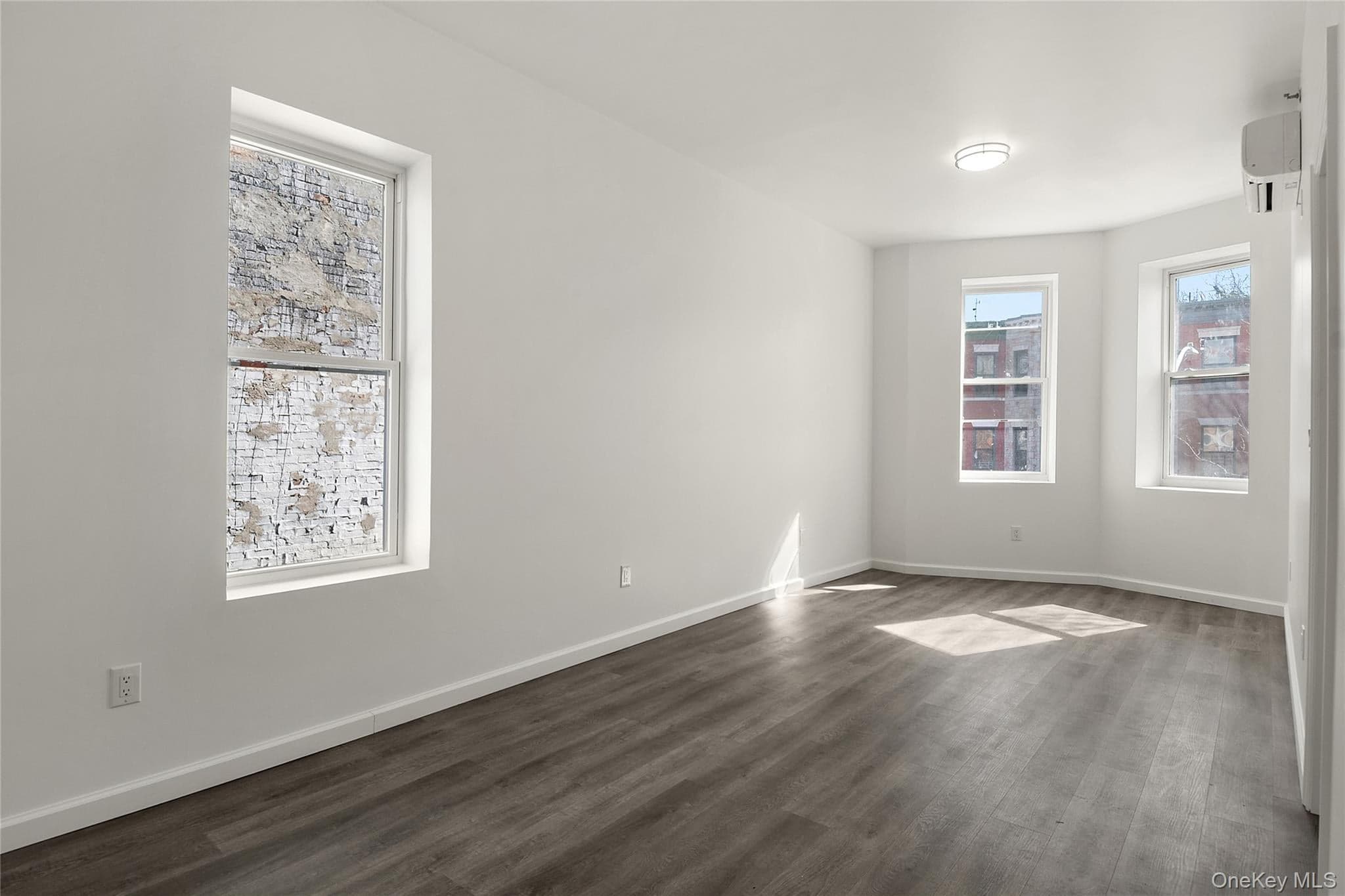 1047 Morris Avenue thumbnail 32
