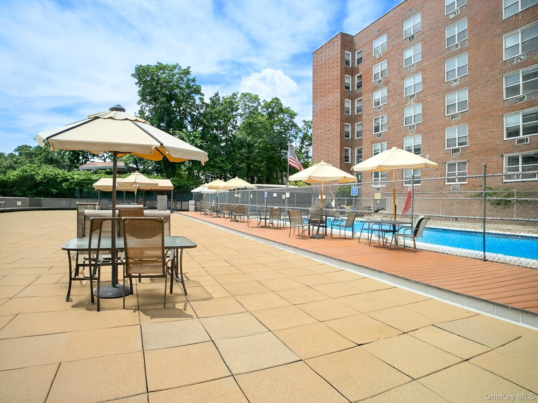 54-40 Little Neck Parkway Pkwy Unit: #4F thumbnail 13