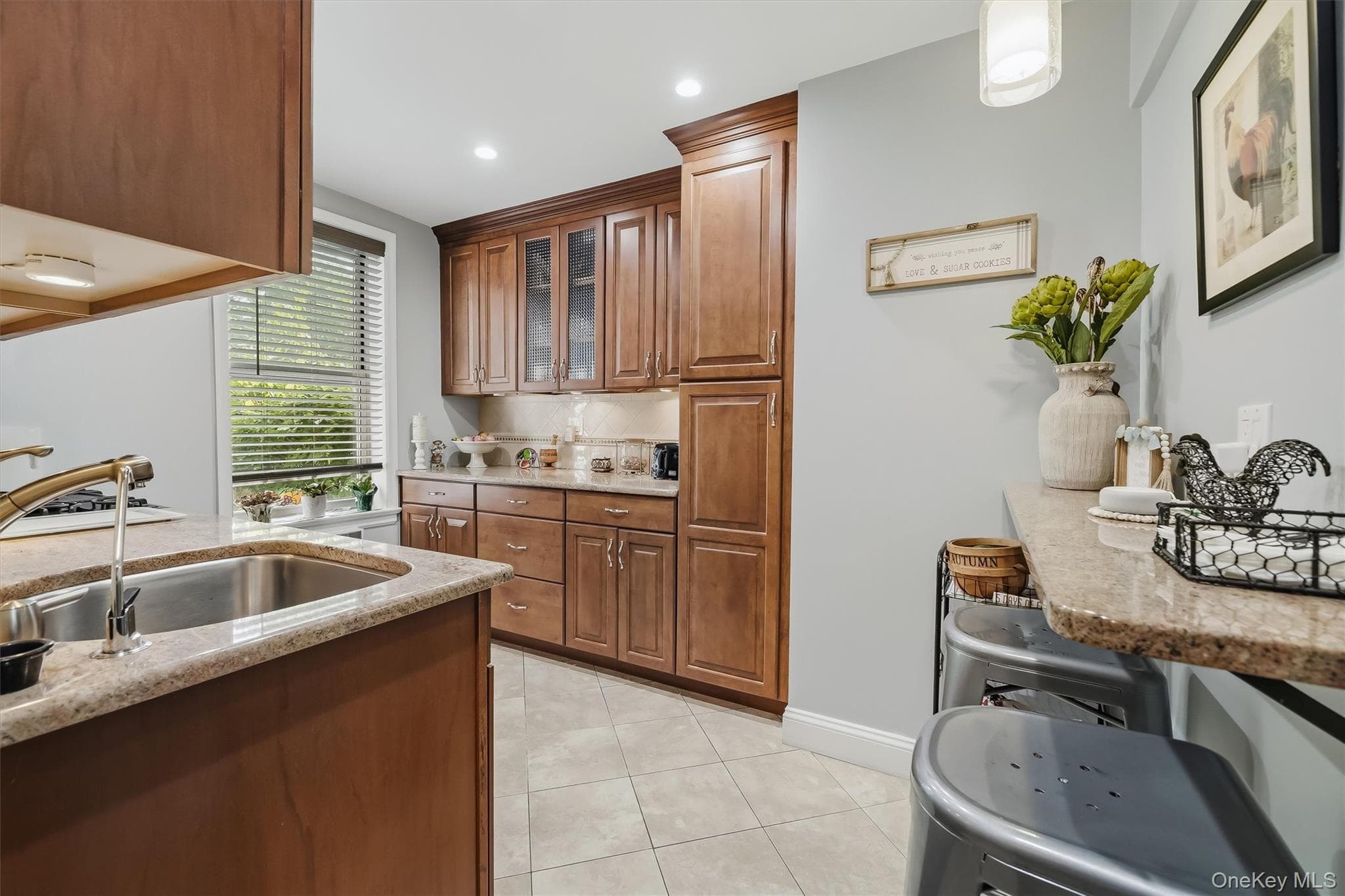 125 Bronx River Road Unit: 2F, Yonkers