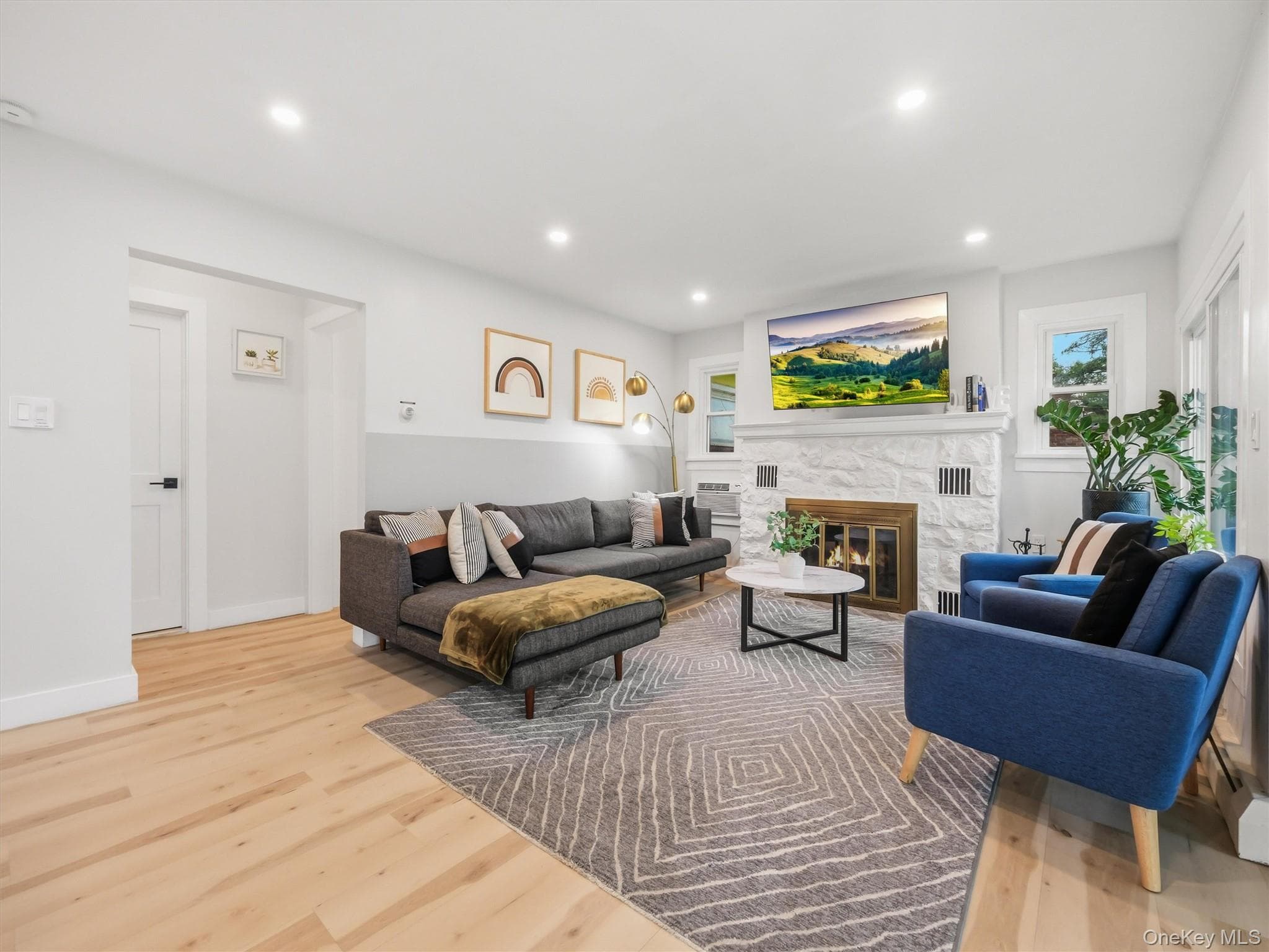 113 Lake Shore Road thumbnail 8