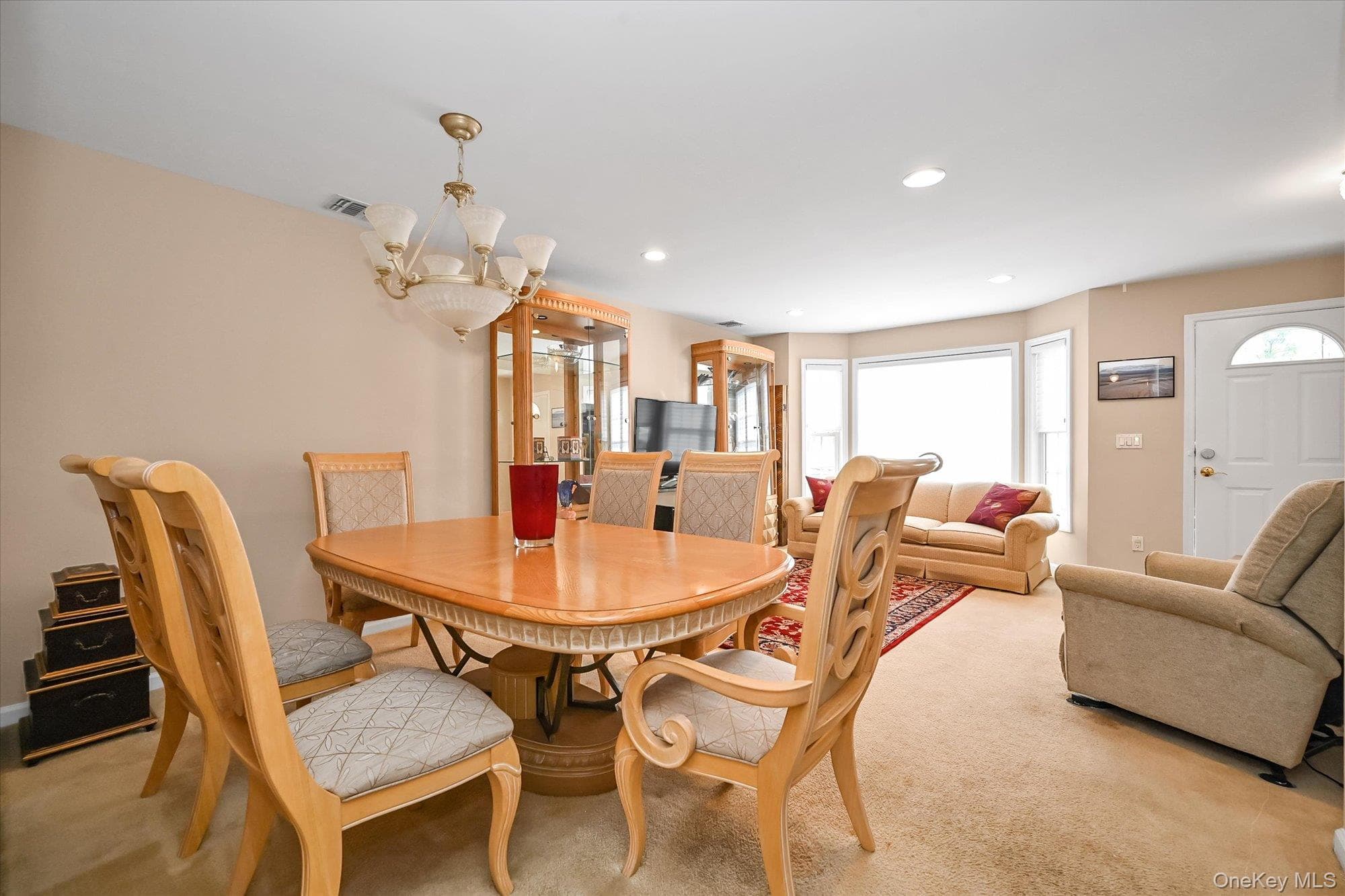 1067 Savoy Drive thumbnail 6