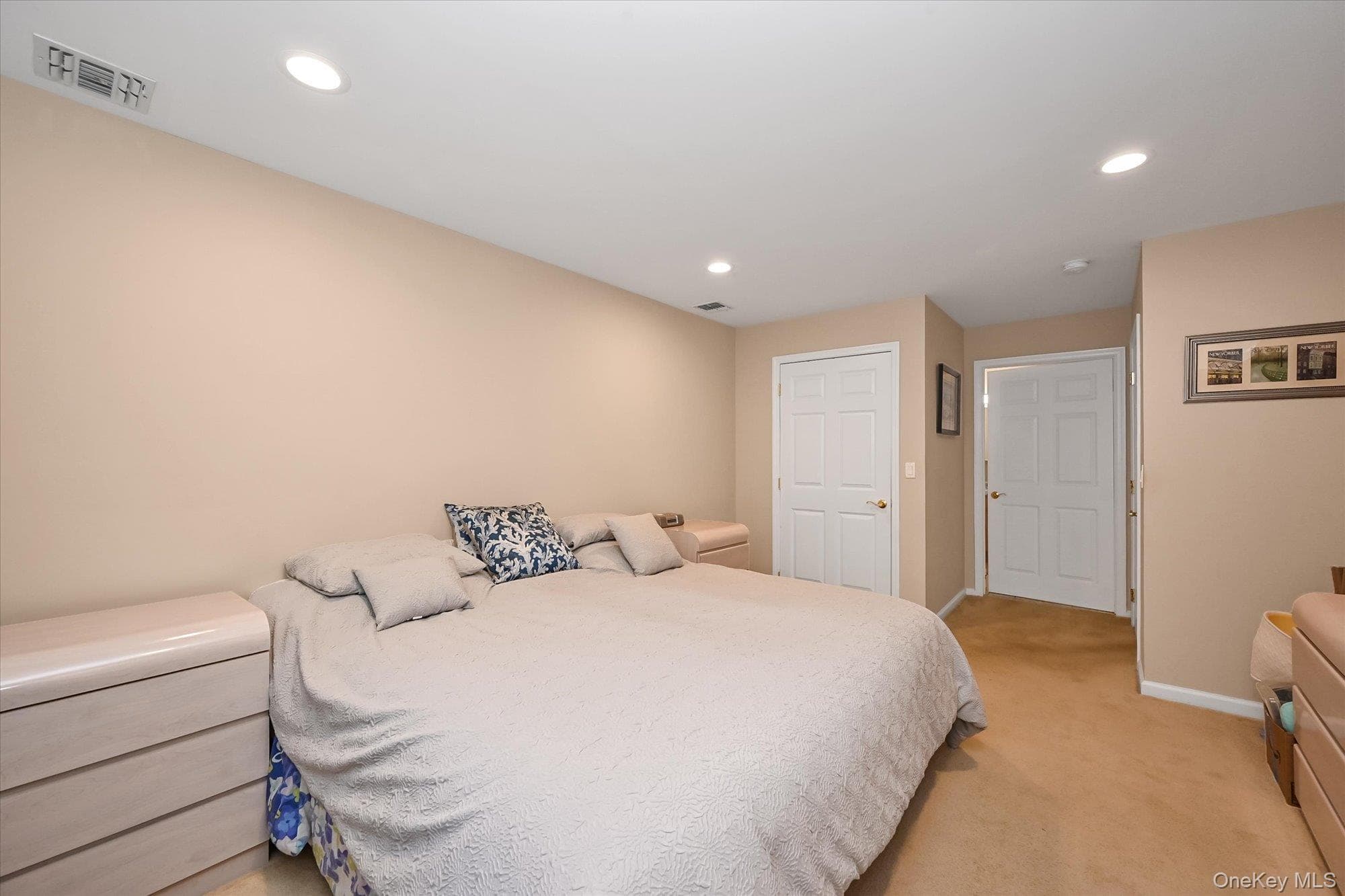 1067 Savoy Drive thumbnail 15