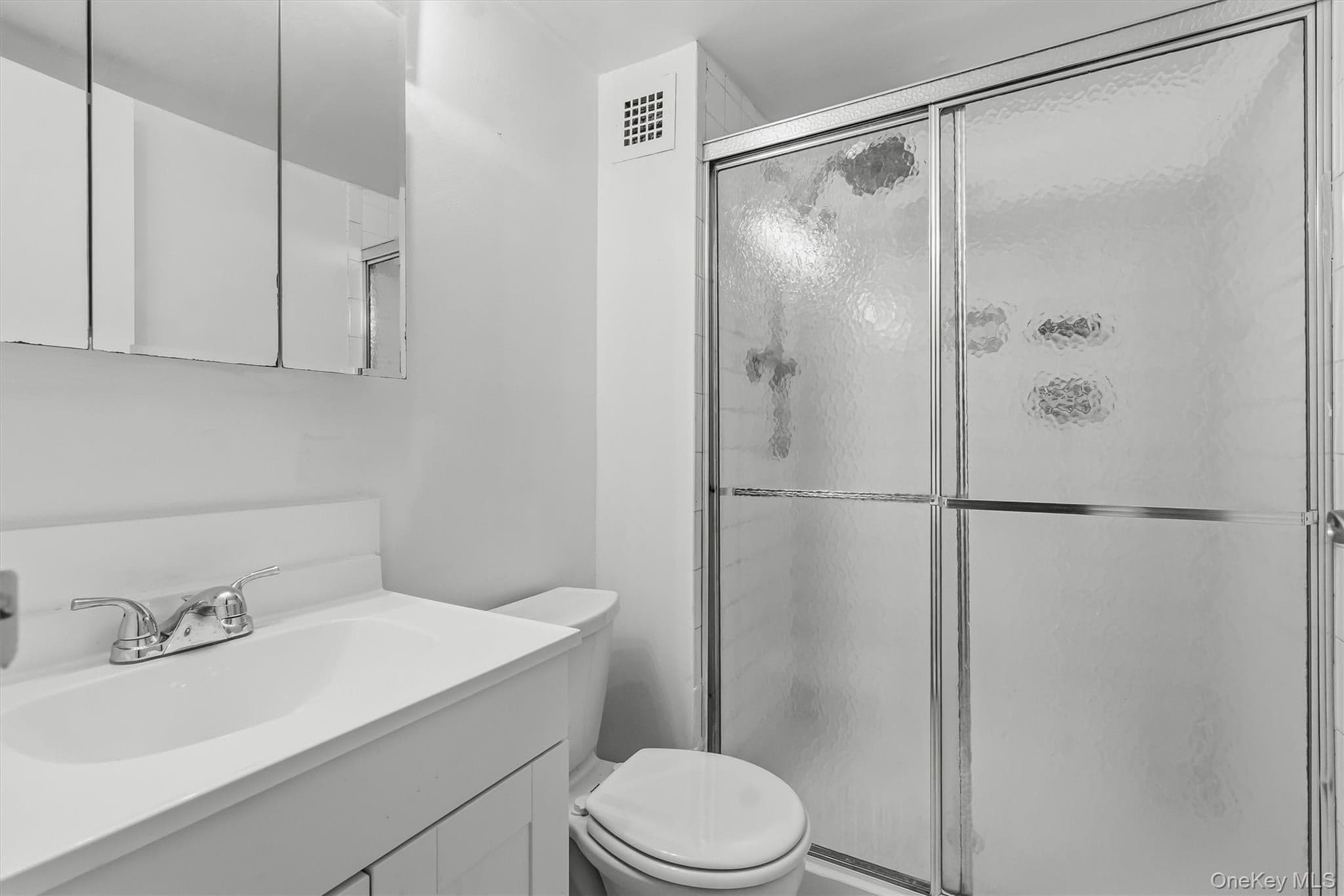 130 Colonial Parkway Unit: 3L thumbnail 31
