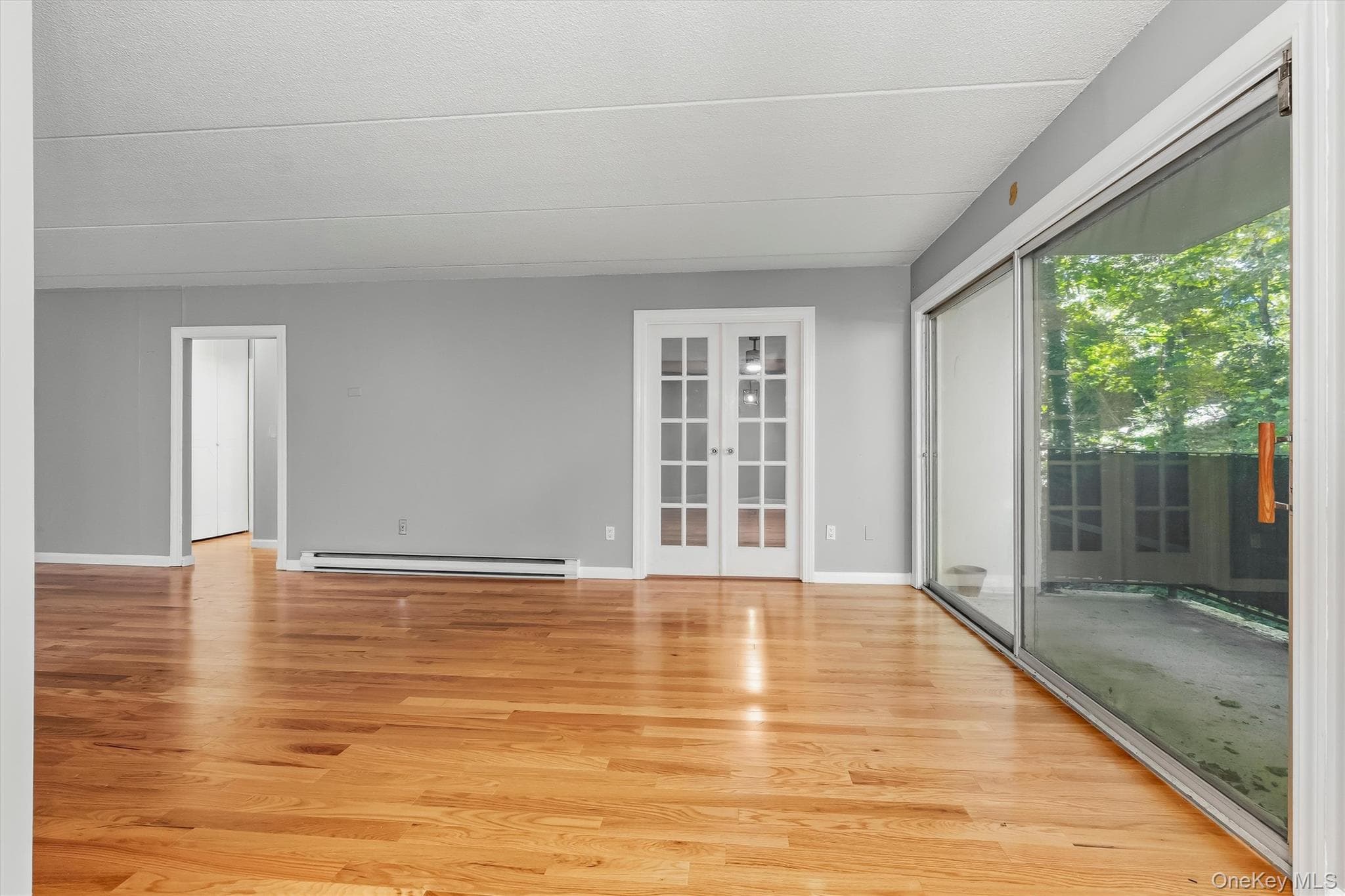 130 Colonial Parkway Unit: 3L thumbnail 25