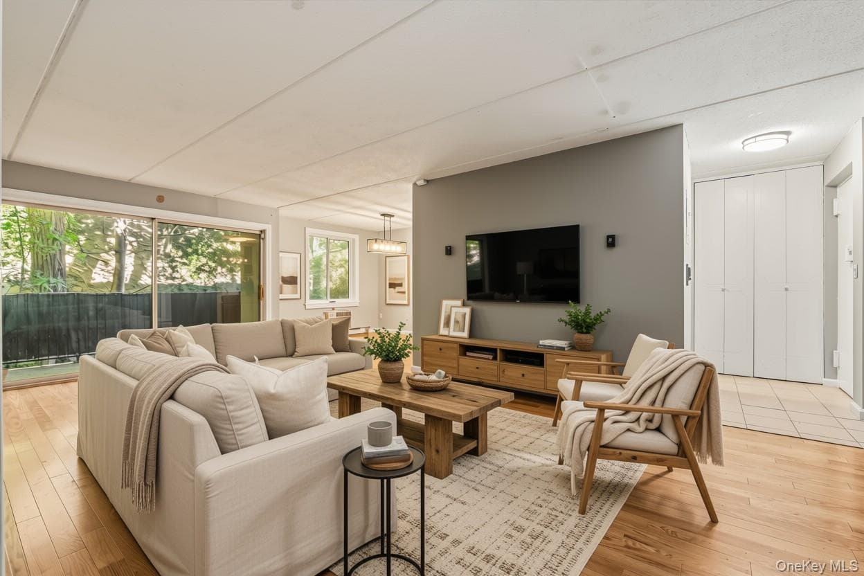 130 Colonial Parkway Unit: 3L thumbnail 7