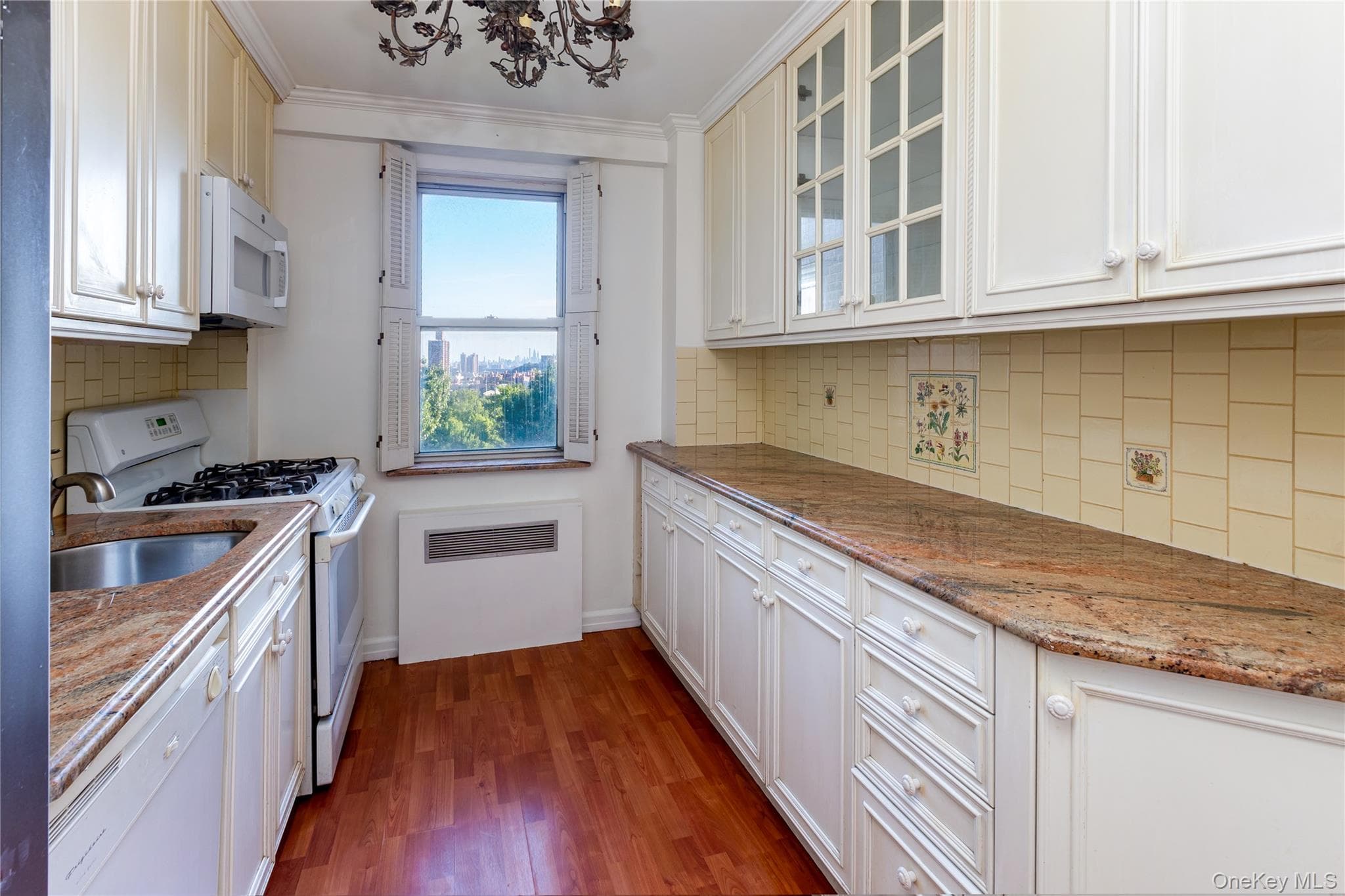 3135 Johnson Avenue Unit: 12C thumbnail 3