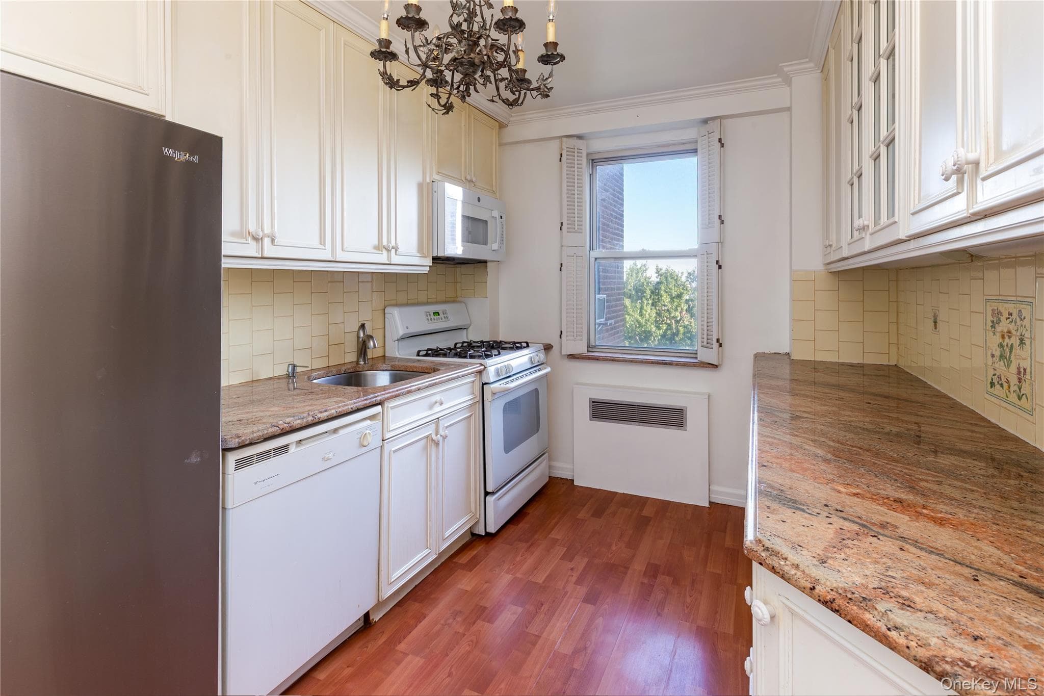 3135 Johnson Avenue Unit: 12C thumbnail 2