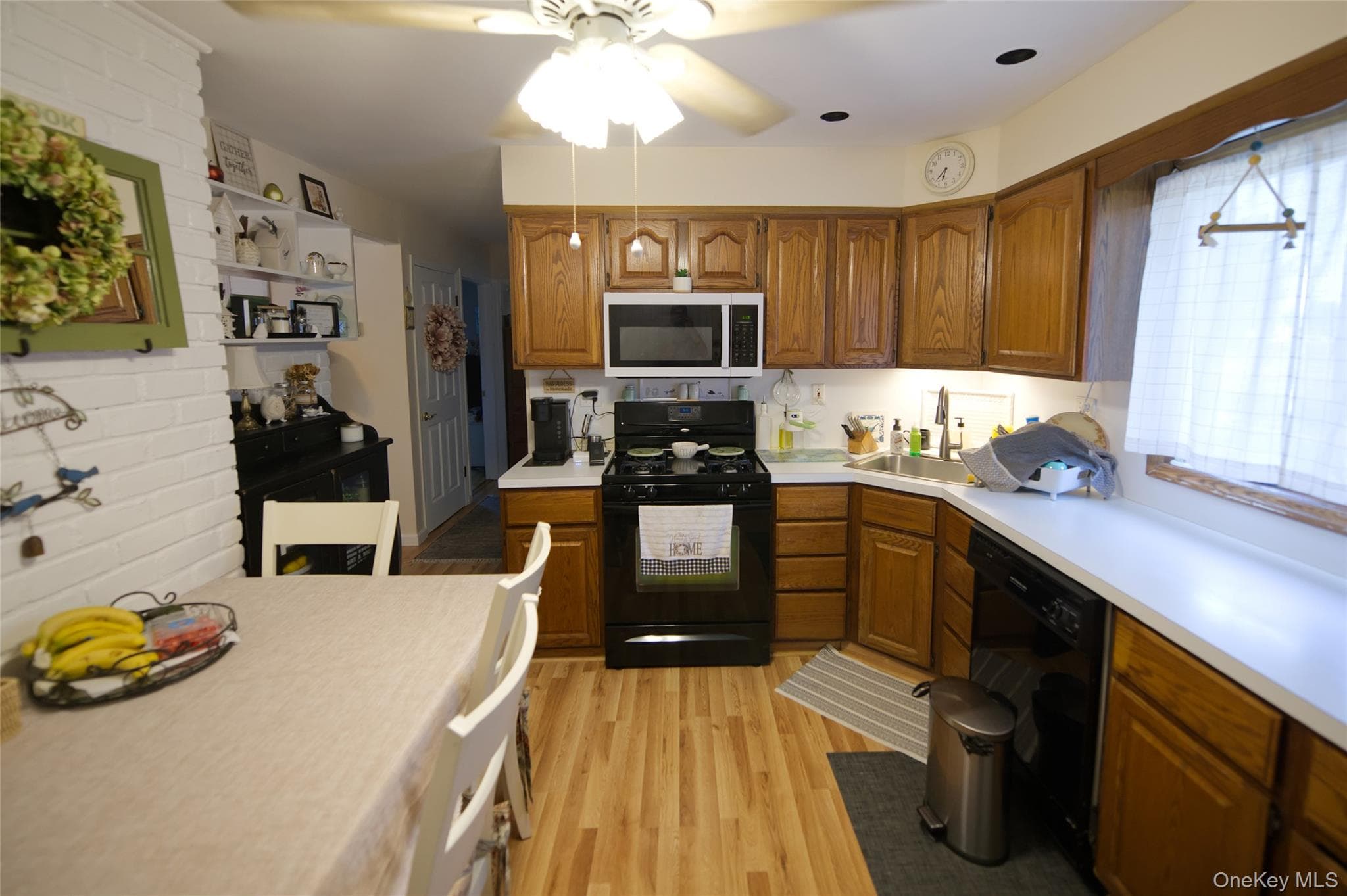 245 Sprucewood Drive thumbnail 5