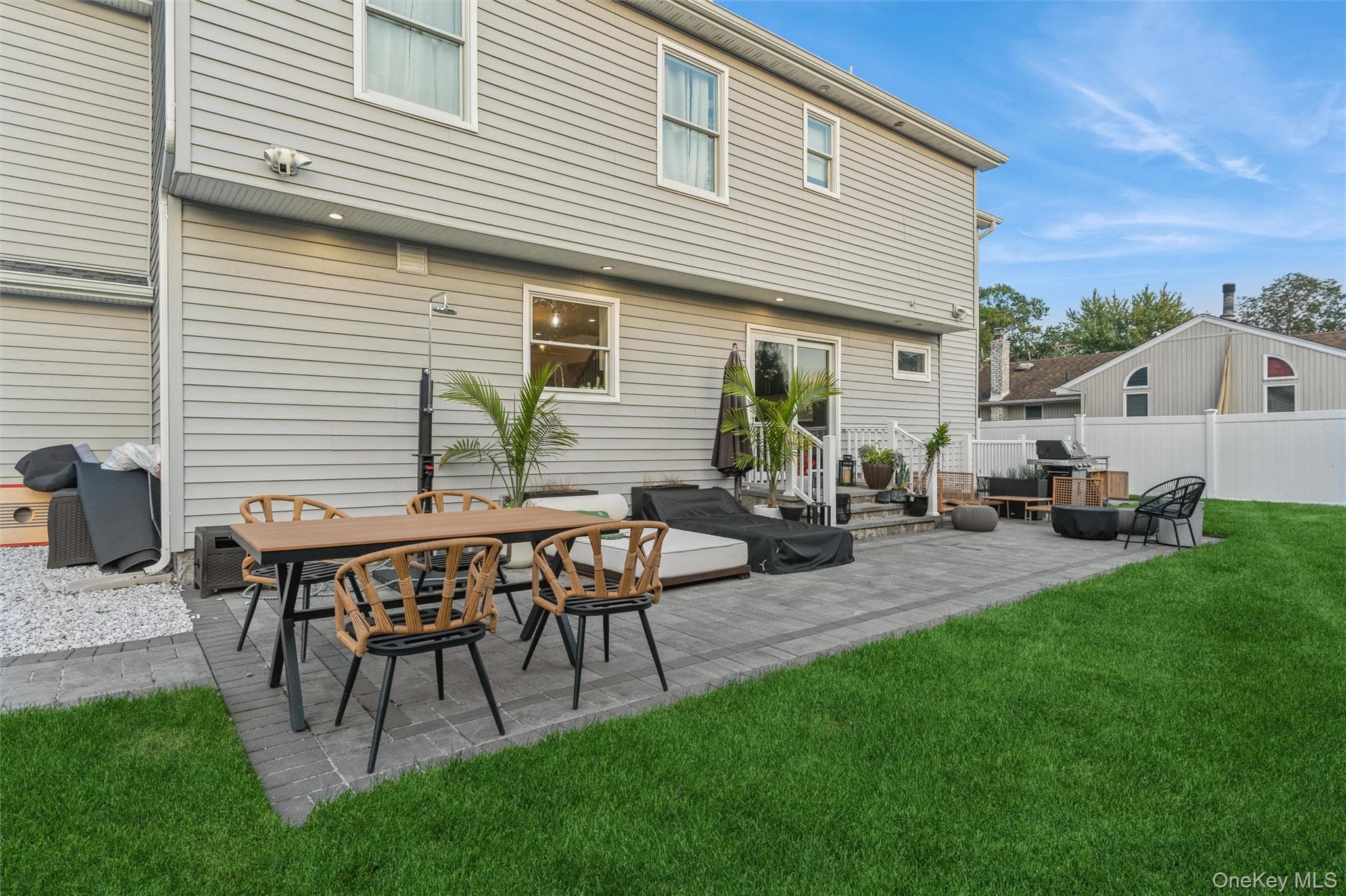 1402 Merrick Avenue thumbnail 34