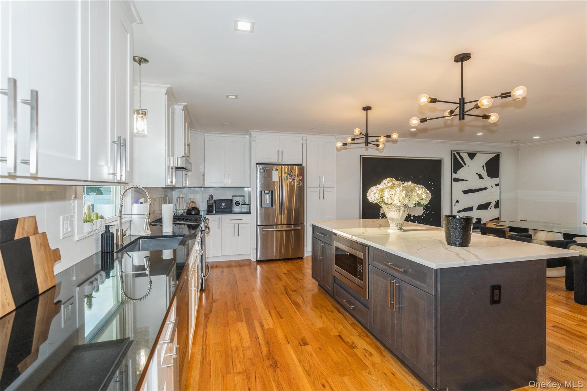 1402 Merrick Avenue thumbnail 12