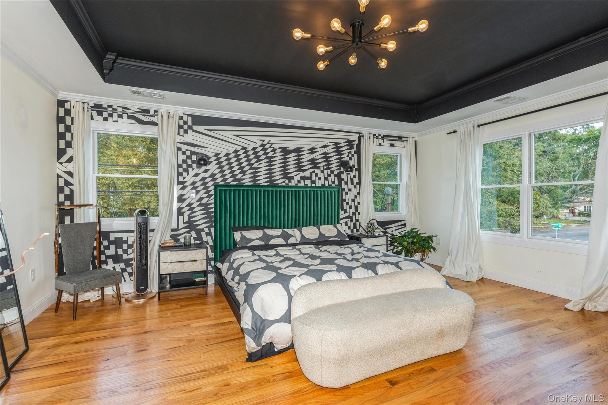 1402 Merrick Avenue thumbnail 15