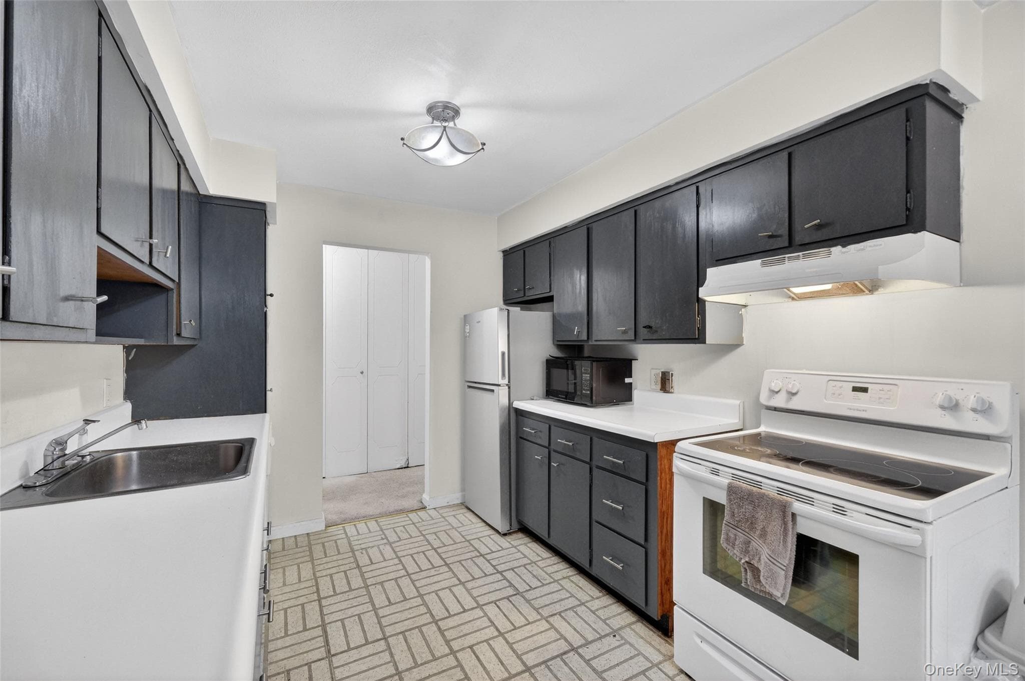 10 Oakwood Terrace Unit: 65 thumbnail 8