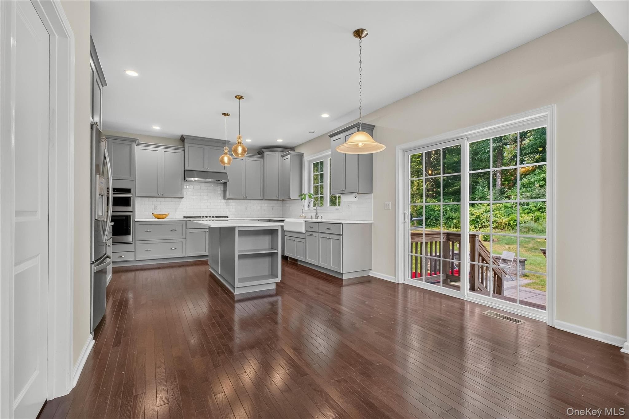 57 E Van Buren Way thumbnail 16