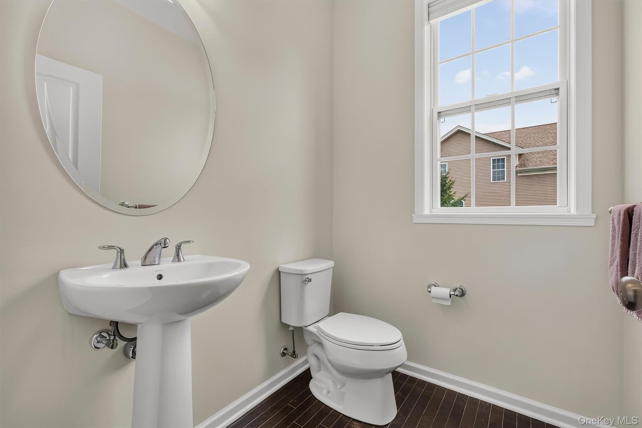 57 E Van Buren Way thumbnail 21