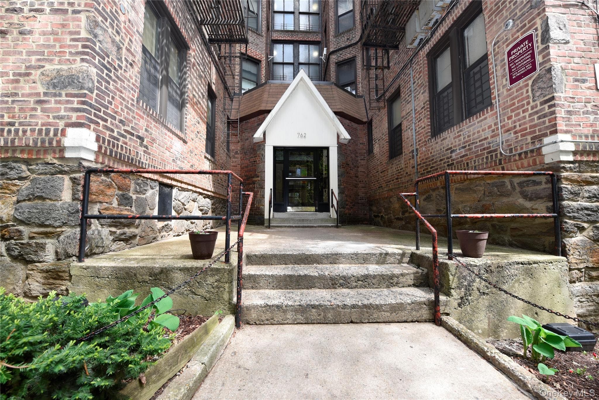 762 Brady Avenue Unit: 121 photo 1