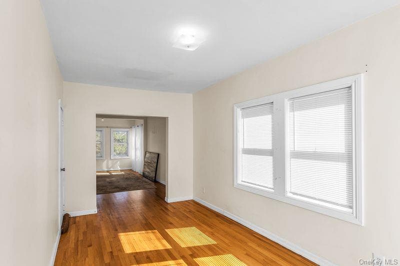 548 E Broadway thumbnail 5