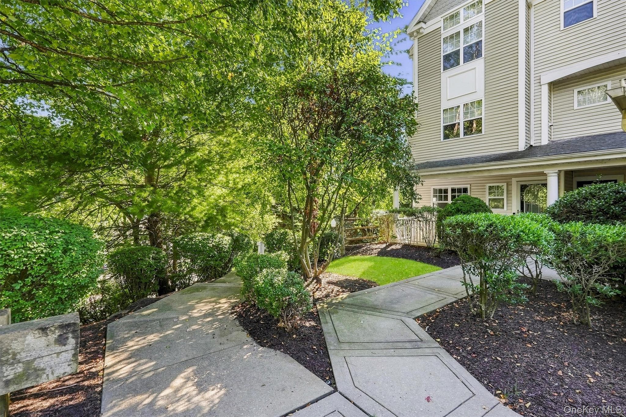 111 Highridge Court thumbnail 2