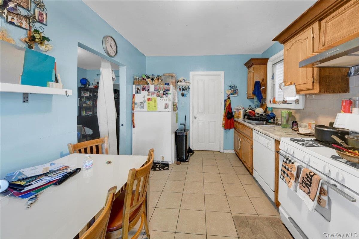 35 Kendall Avenue thumbnail 18