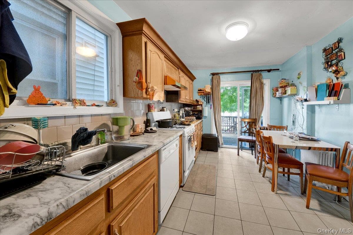 35 Kendall Avenue thumbnail 17