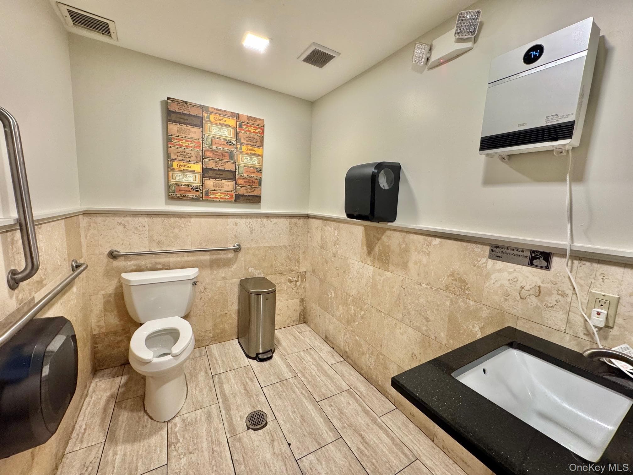 3943 Merrick Road thumbnail 27