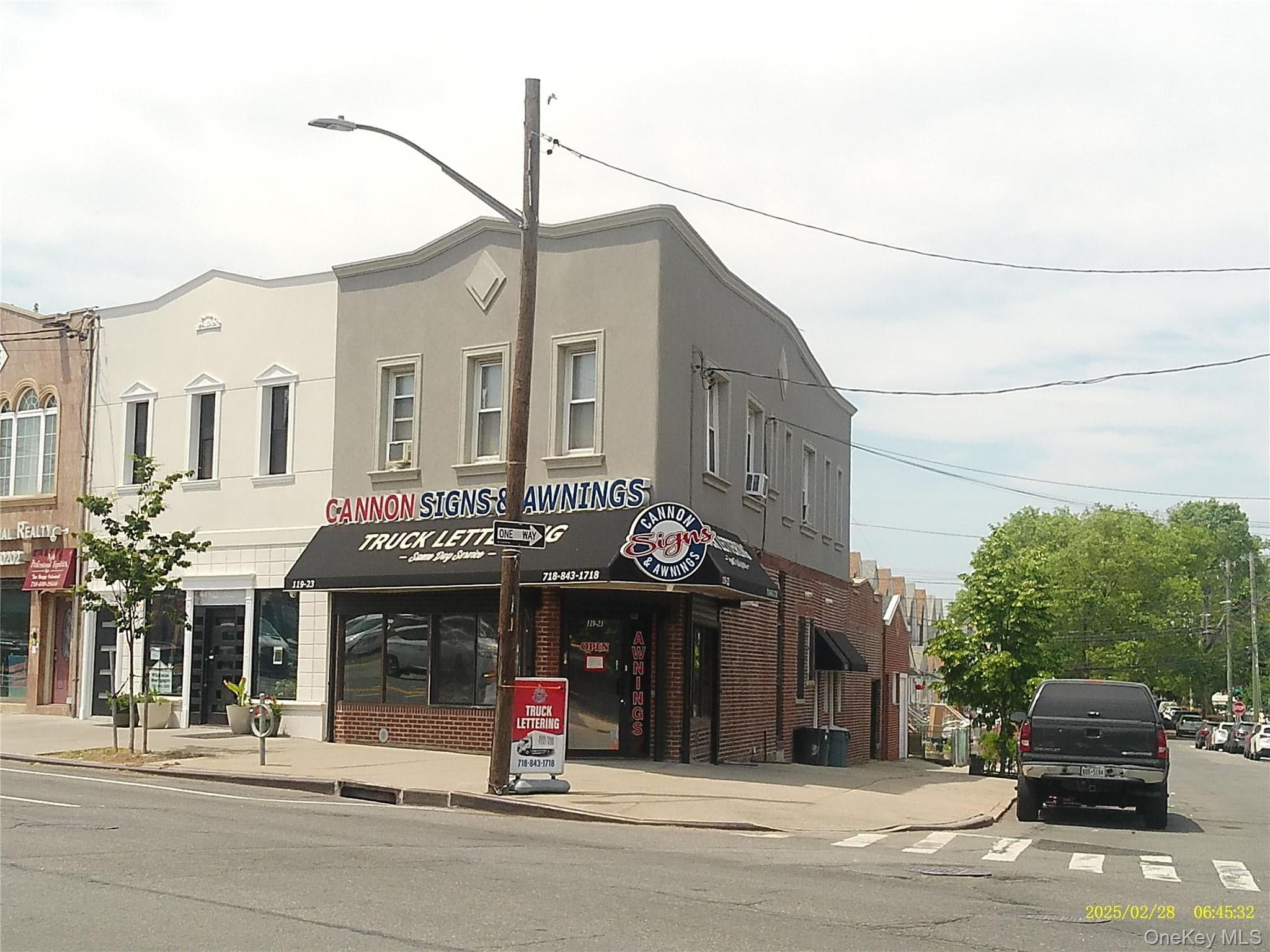 11923 Rockaway Boulevard thumbnail 2