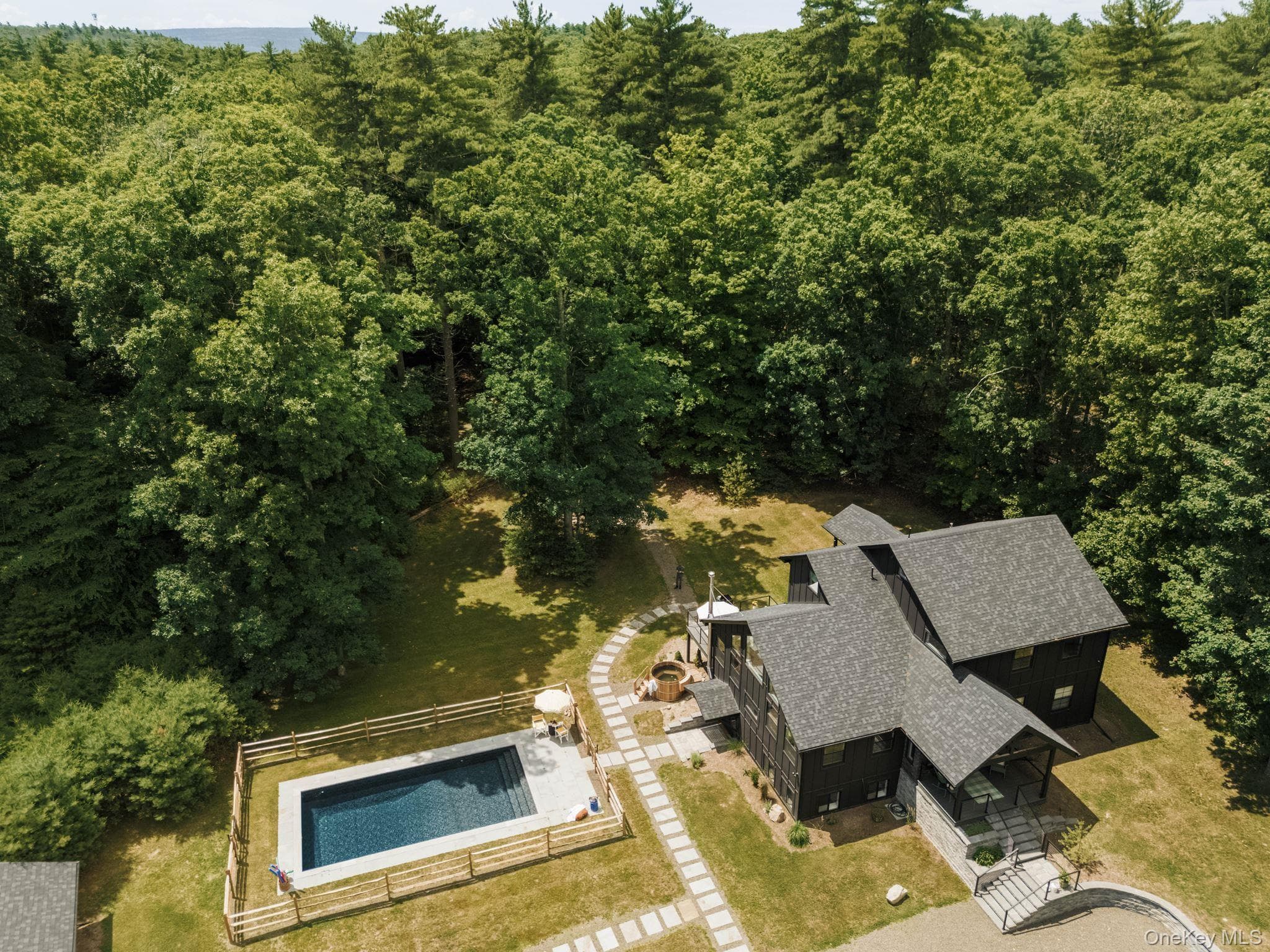 130 Cedar Drive thumbnail 42