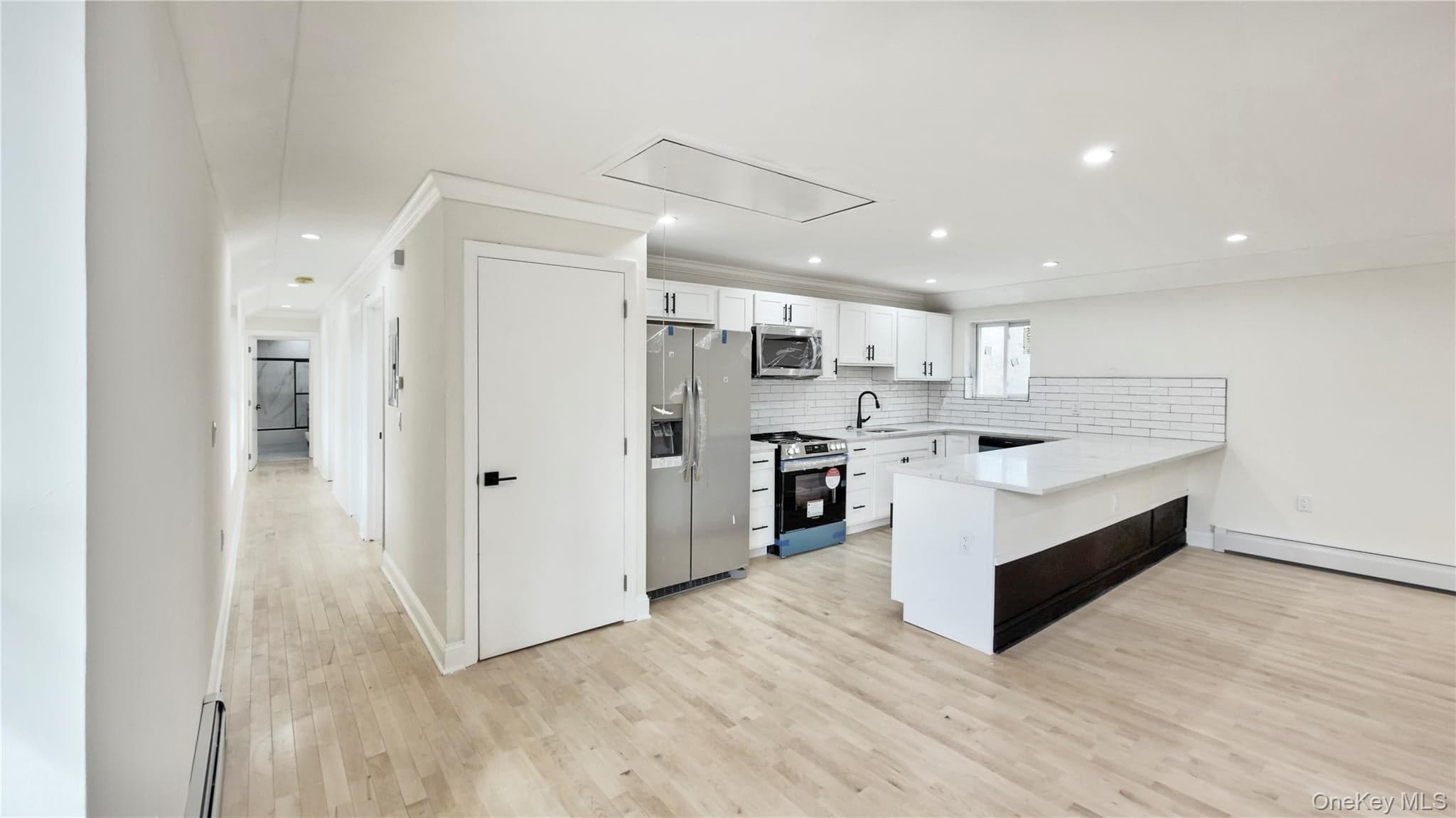 903 E 93rd Street thumbnail 26
