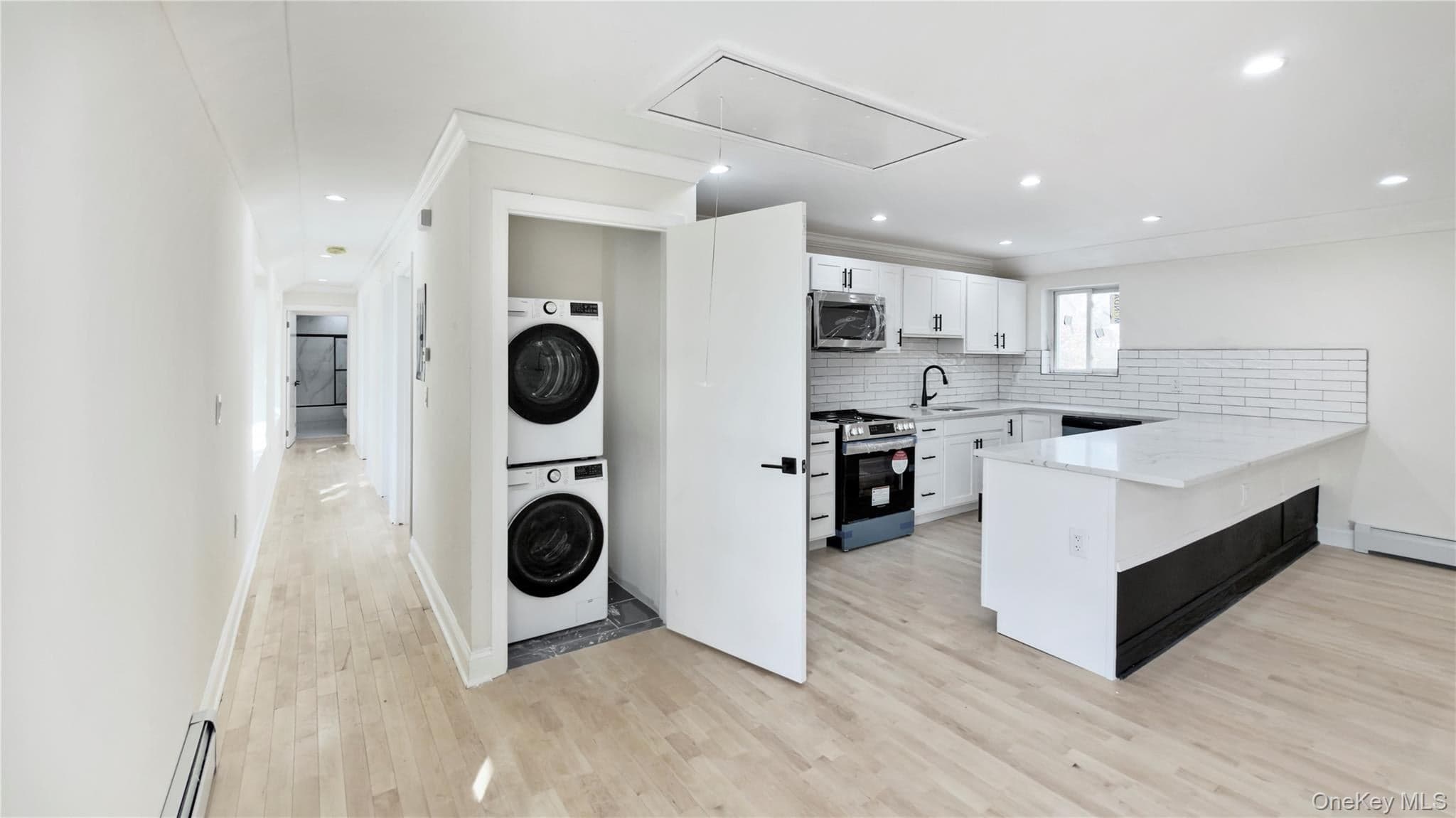 903 E 93rd Street thumbnail 27
