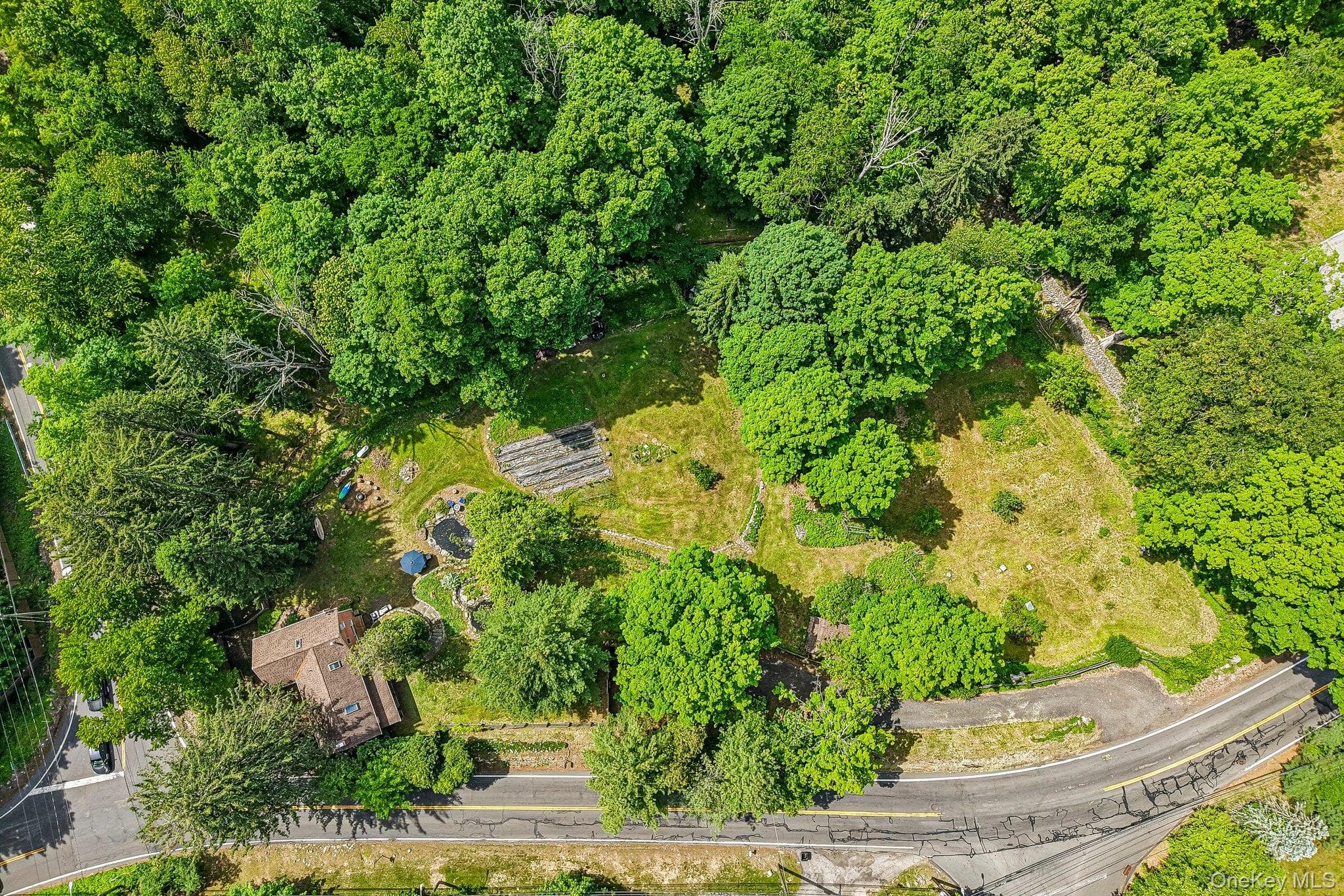456 Saddle River Road thumbnail 24