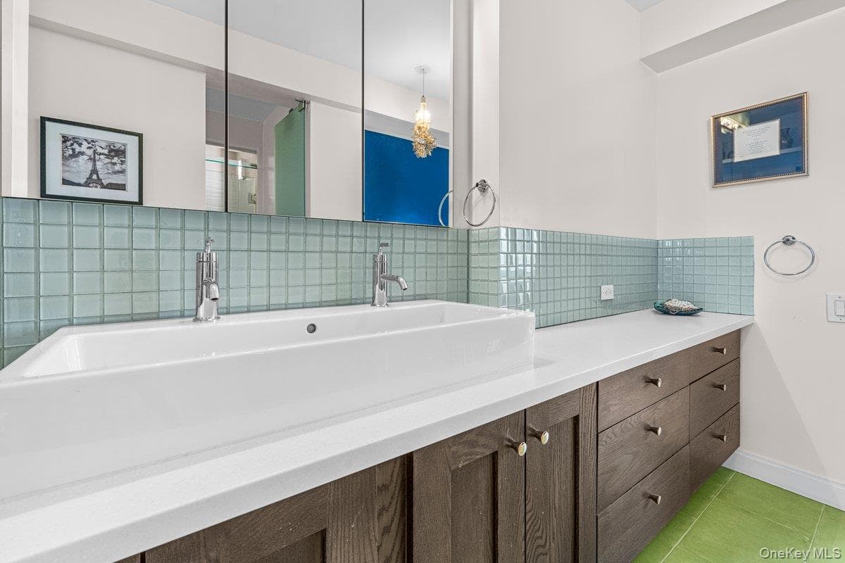 2575 Palisade Avenue Unit: 12AB thumbnail 21