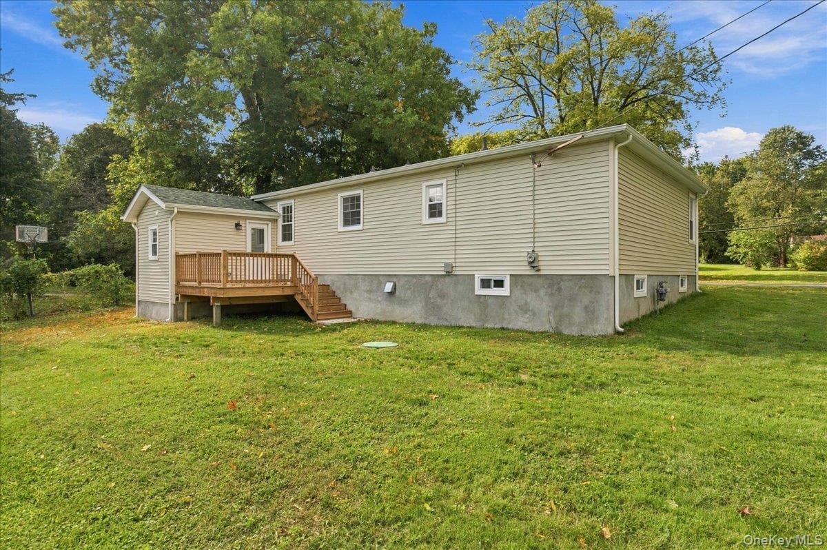 669 Vassar Road thumbnail 33