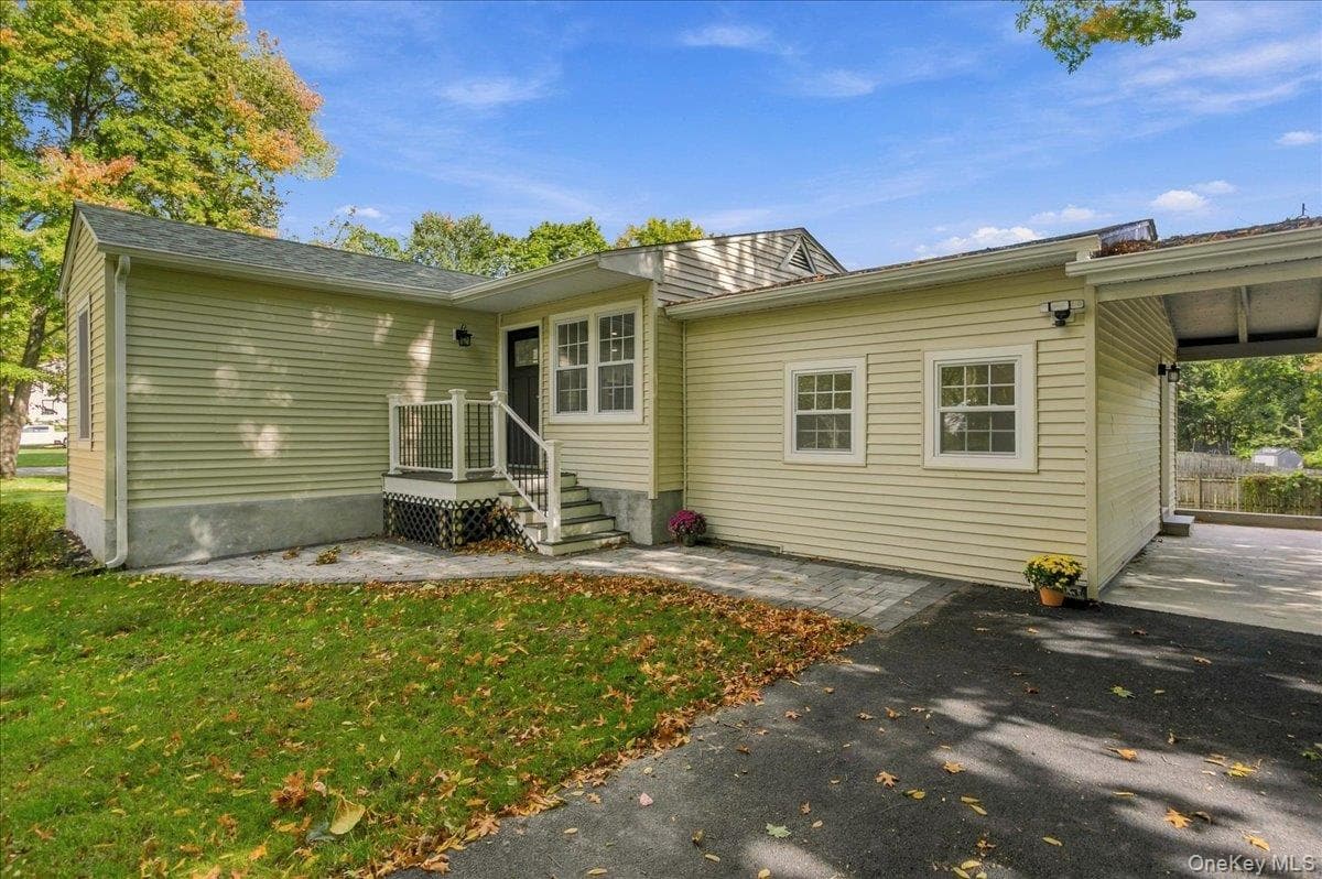 669 Vassar Road, Poughkeepsie