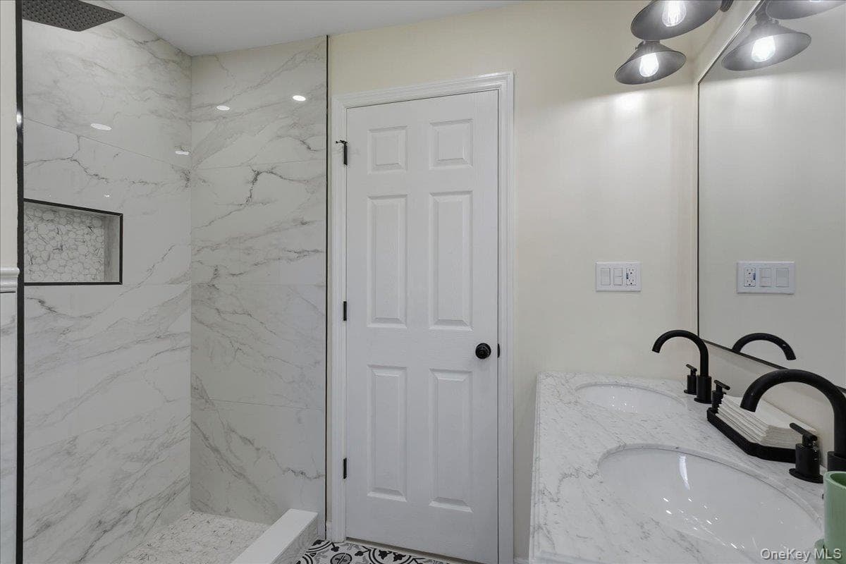 669 Vassar Road thumbnail 16