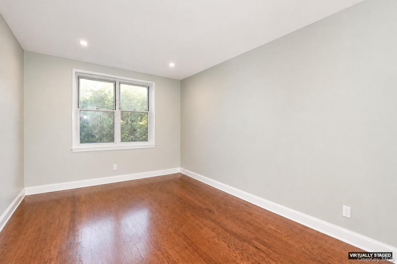 195 S Middle Neck Road Unit: 1-F thumbnail 8