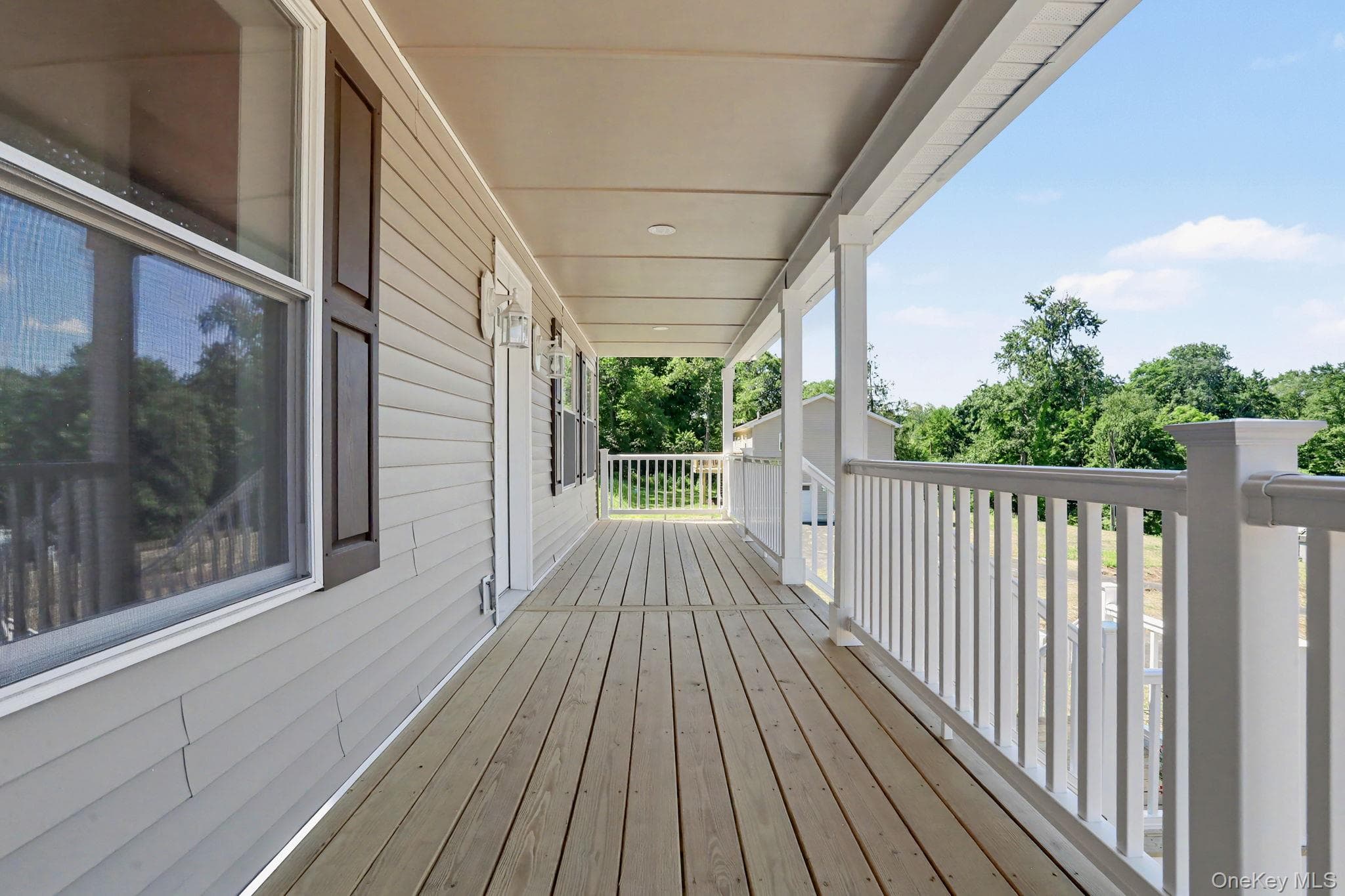 32 Spruce Road thumbnail 5
