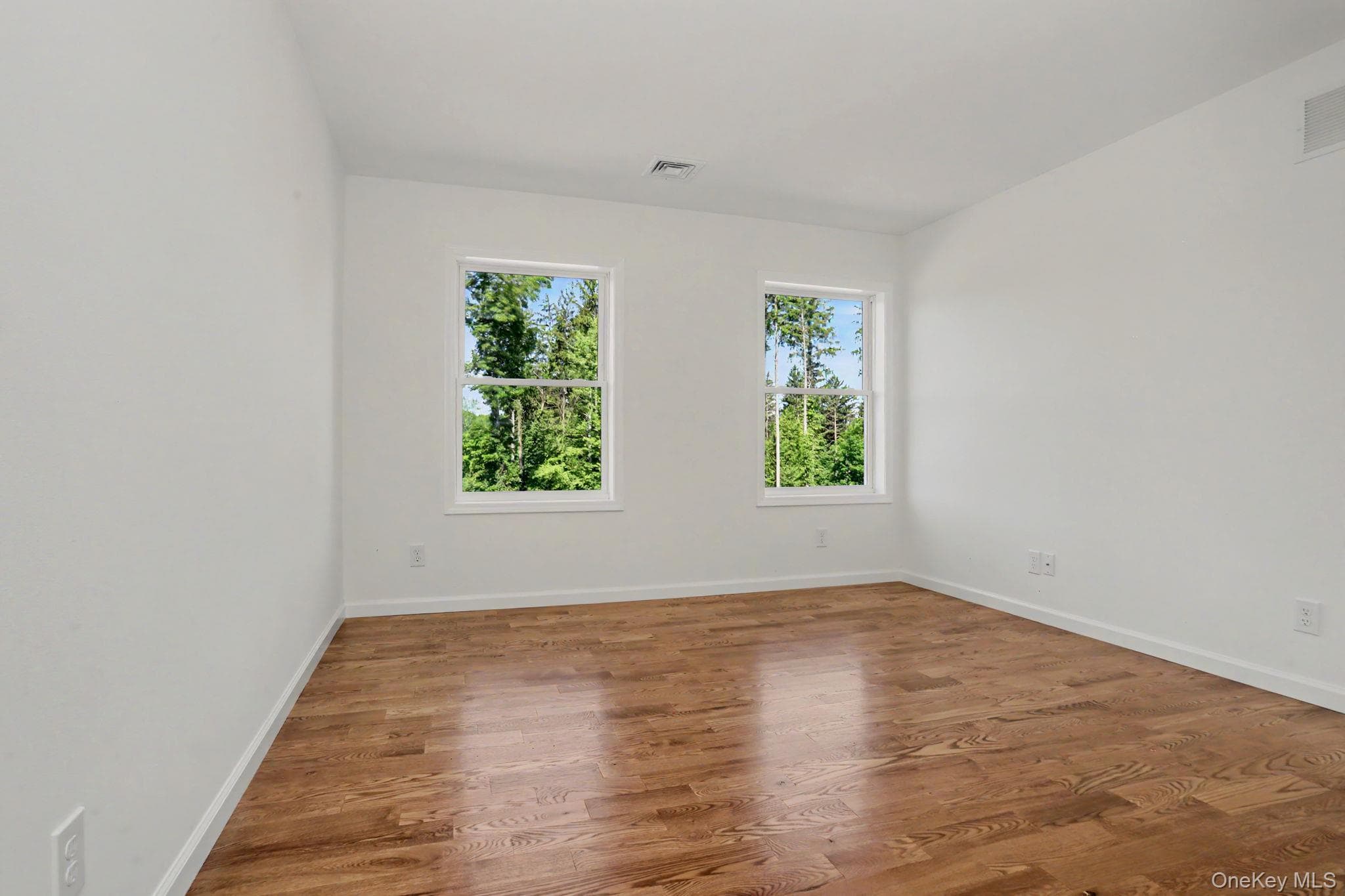 32 Spruce Road thumbnail 14