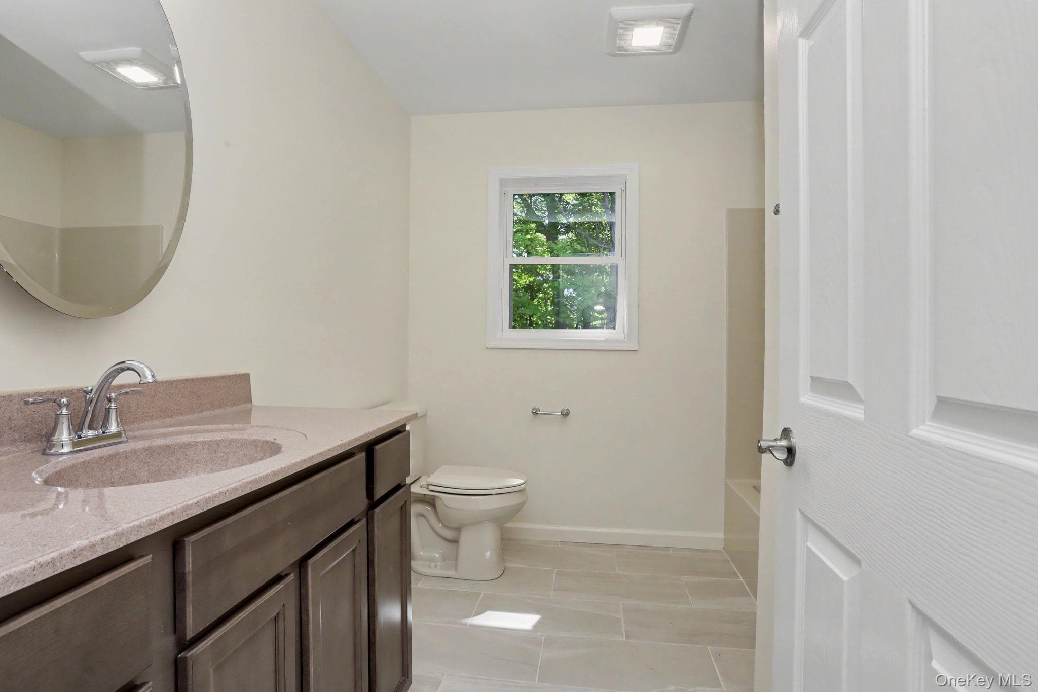 32 Spruce Road thumbnail 15