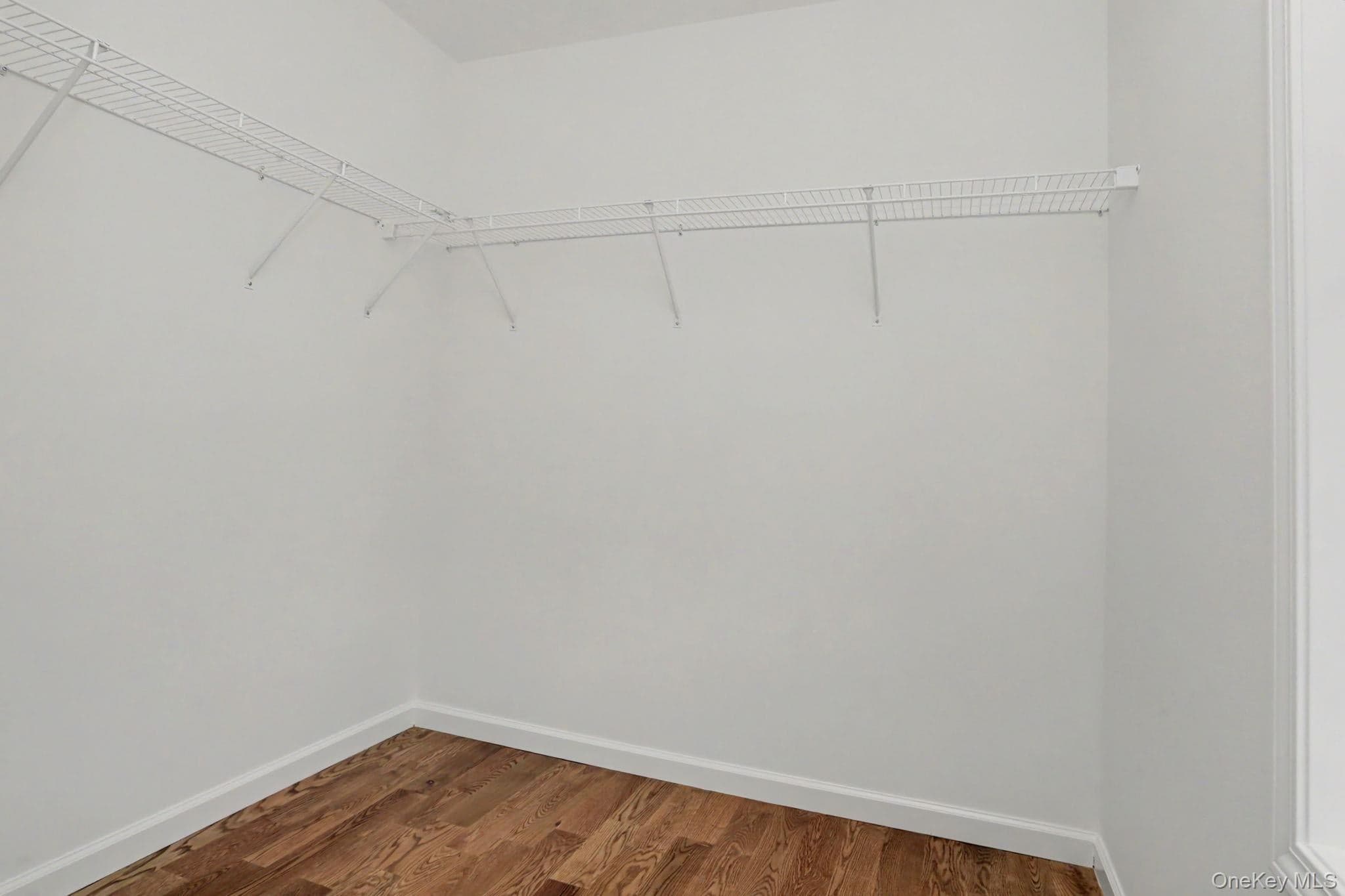 32 Spruce Road thumbnail 16