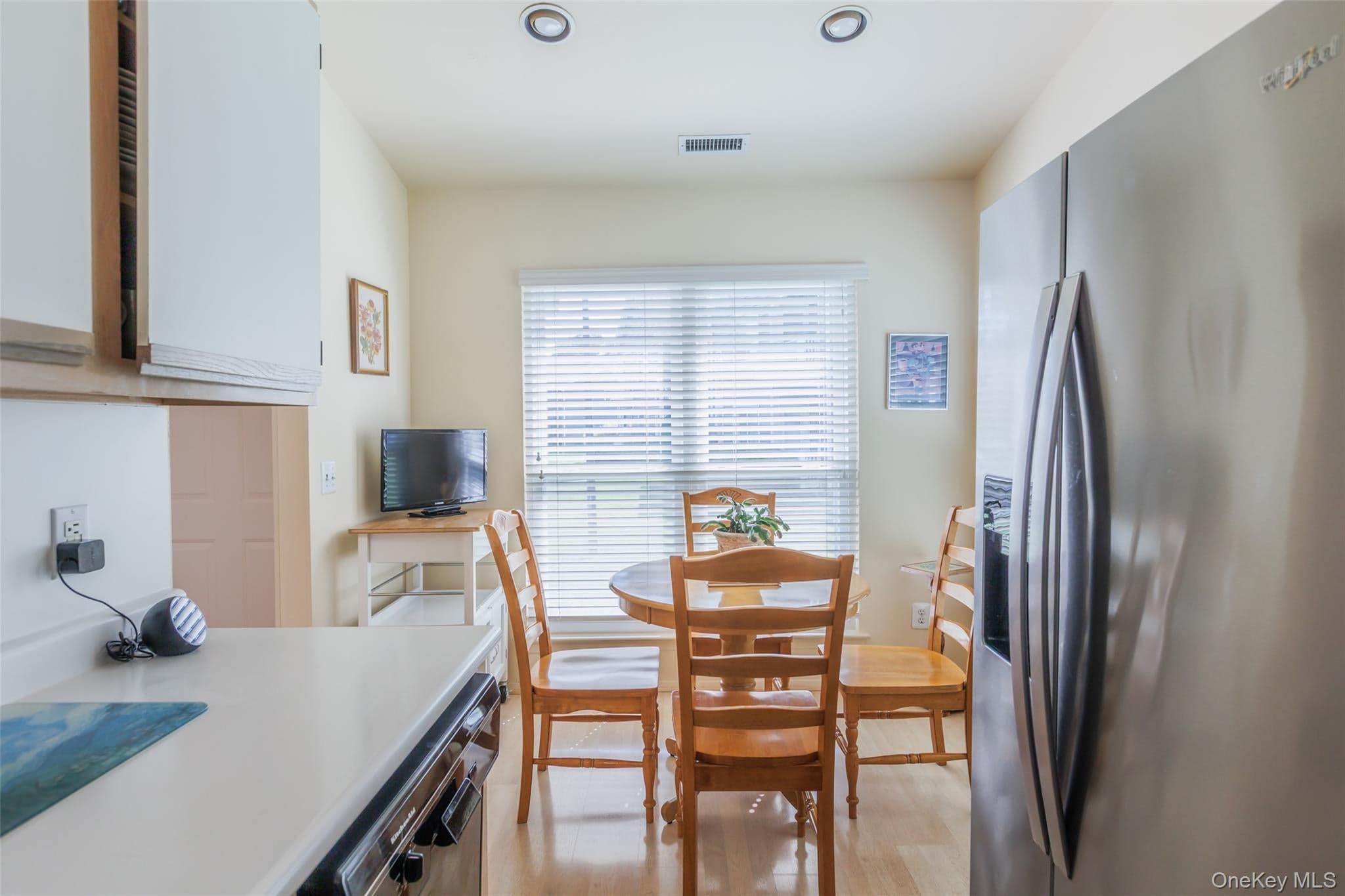 764 Birchwood Park Drive thumbnail 9