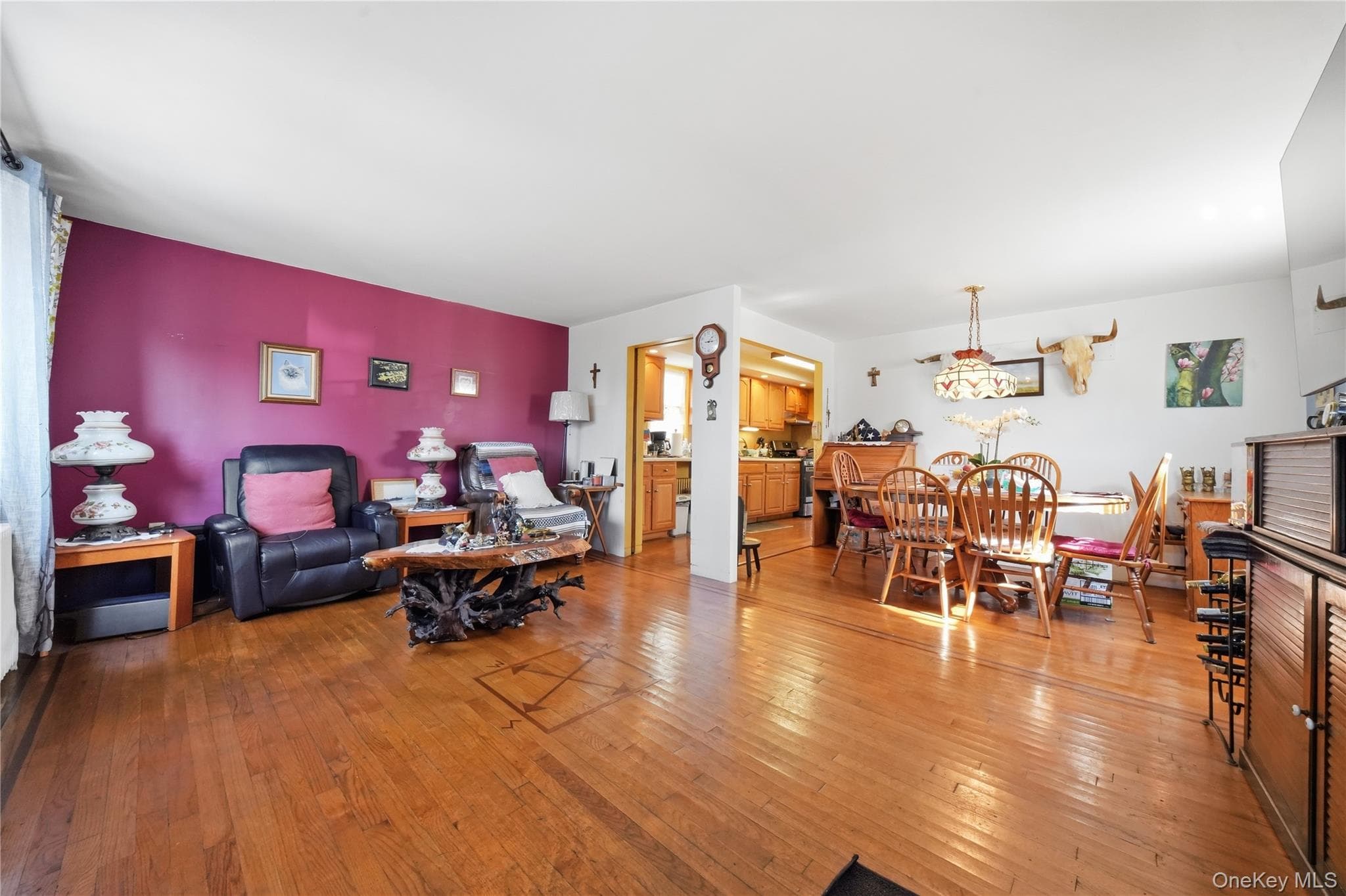 39 W 11th Road thumbnail 3