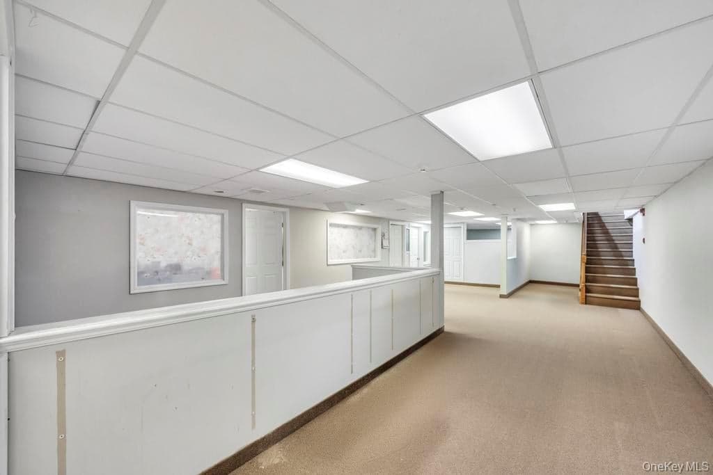 600 Hicksville Road thumbnail 9