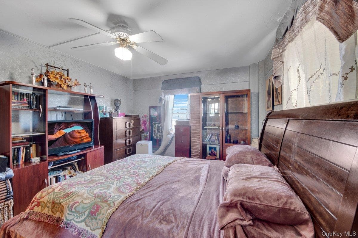 4 Fordham Hill Oval Unit: 16C thumbnail 7