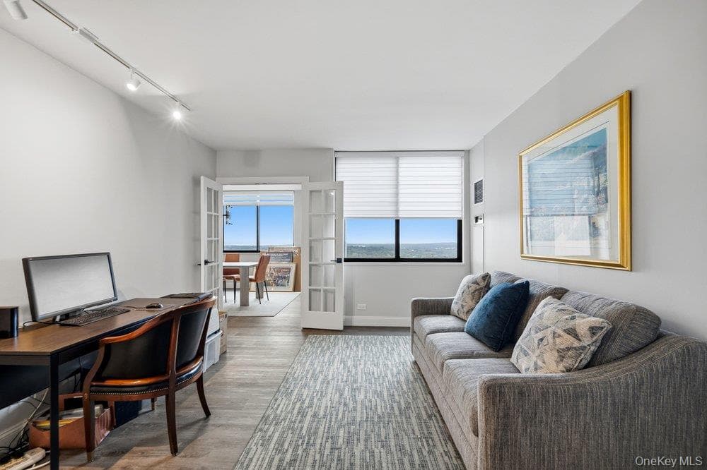 27010 Grand Central Parkway Parkway Unit: 26K thumbnail 26