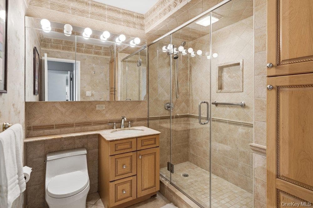 27010 Grand Central Parkway Parkway Unit: 26K thumbnail 25