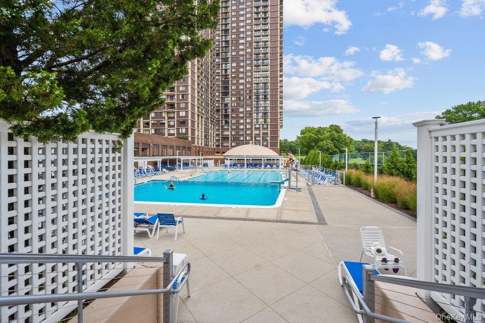 27010 Grand Central Parkway Parkway Unit: 26K thumbnail 37
