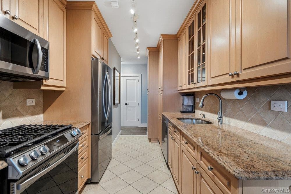27010 Grand Central Parkway Parkway Unit: 26K thumbnail 22