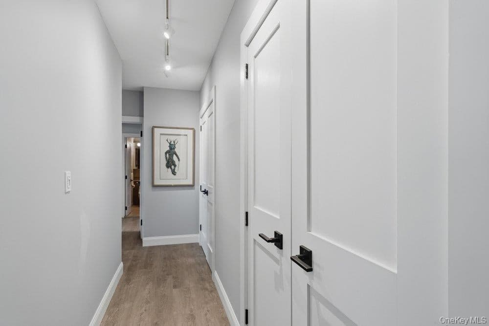 27010 Grand Central Parkway Parkway Unit: 26K thumbnail 10