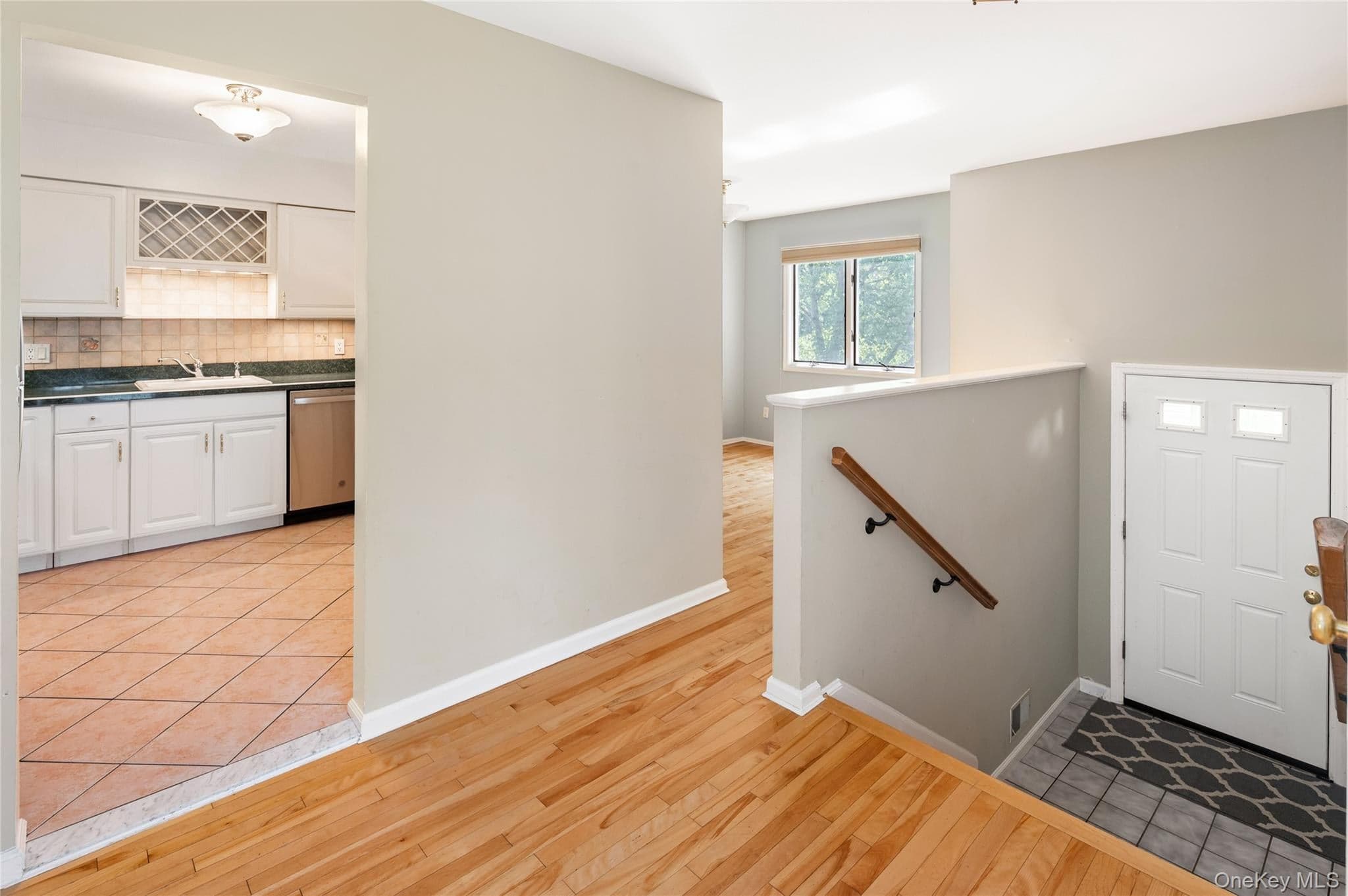 1804 Regent Drive thumbnail 4